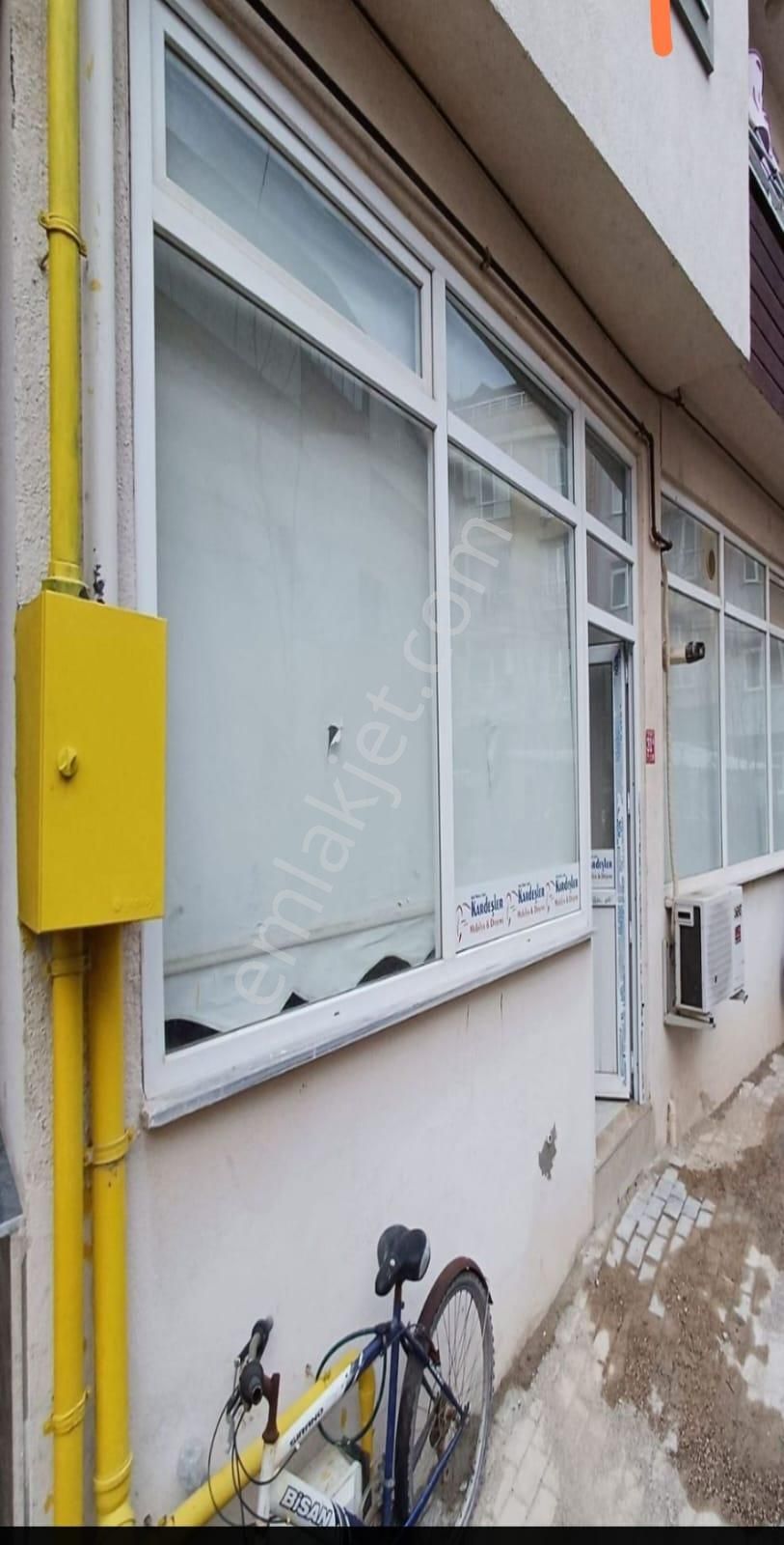 Gönen Malkoç Mahallesi’nde Geniş Ve Kullanışlı Dükkan Ve Depo - Görsel 4