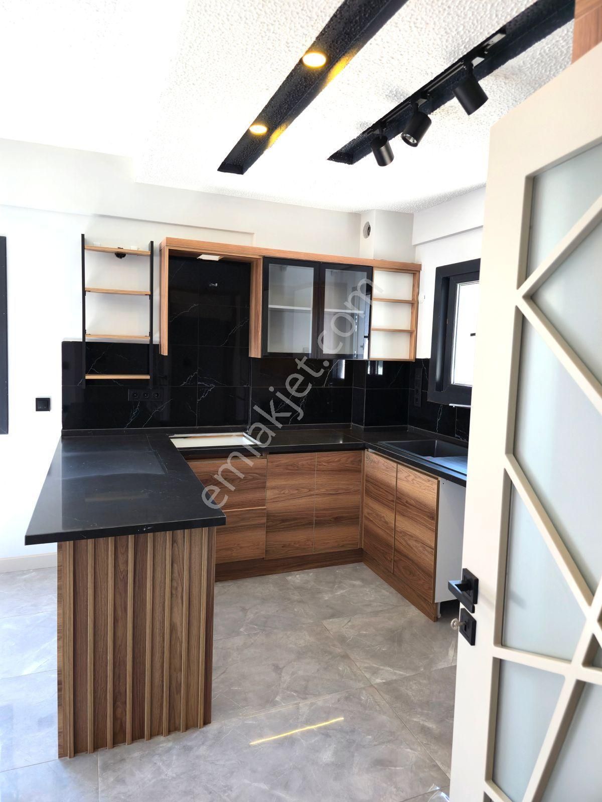 Kuşadası Satılık 3+1 Daire - Görsel 4