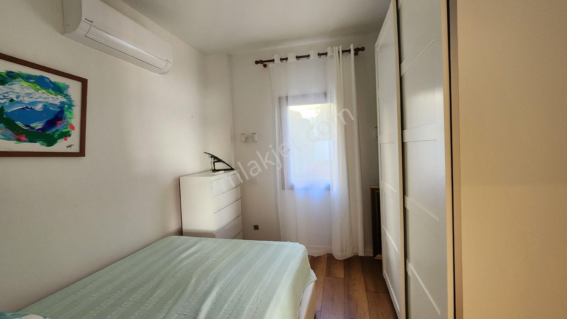 Koyunbaba'da Deniz Manzaralı Site İçinde Bahçe Katı - Görsel 7