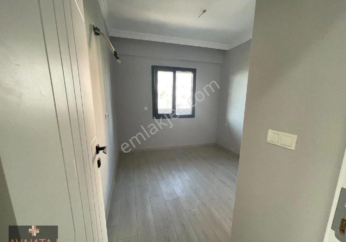 Kuşadası'nda Havuzlu Doğalgazlı 2+1 Daire - Görsel 11