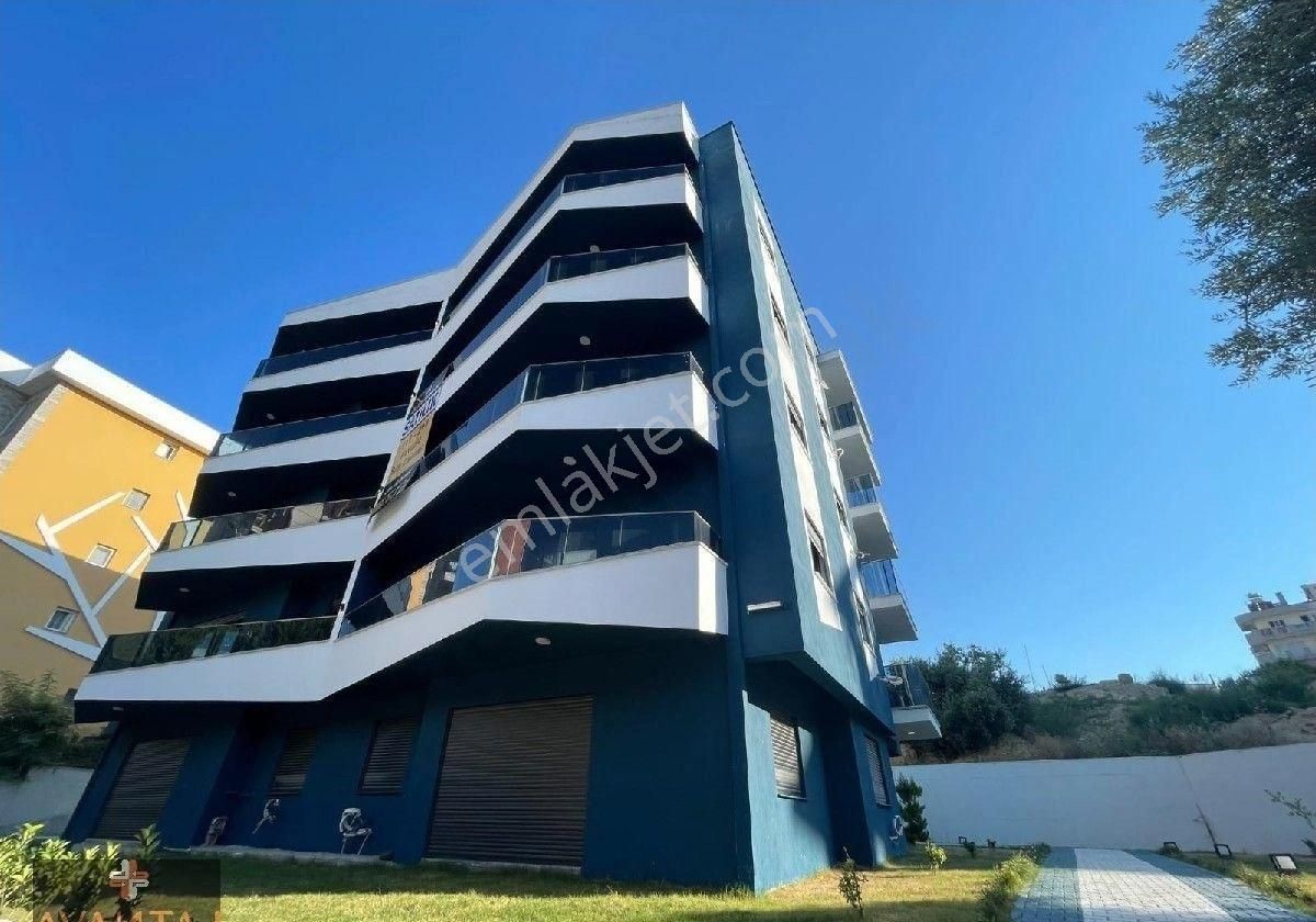 Kuşadası'nda Havuzlu Doğalgazlı 2+1 Daire - Görsel 7