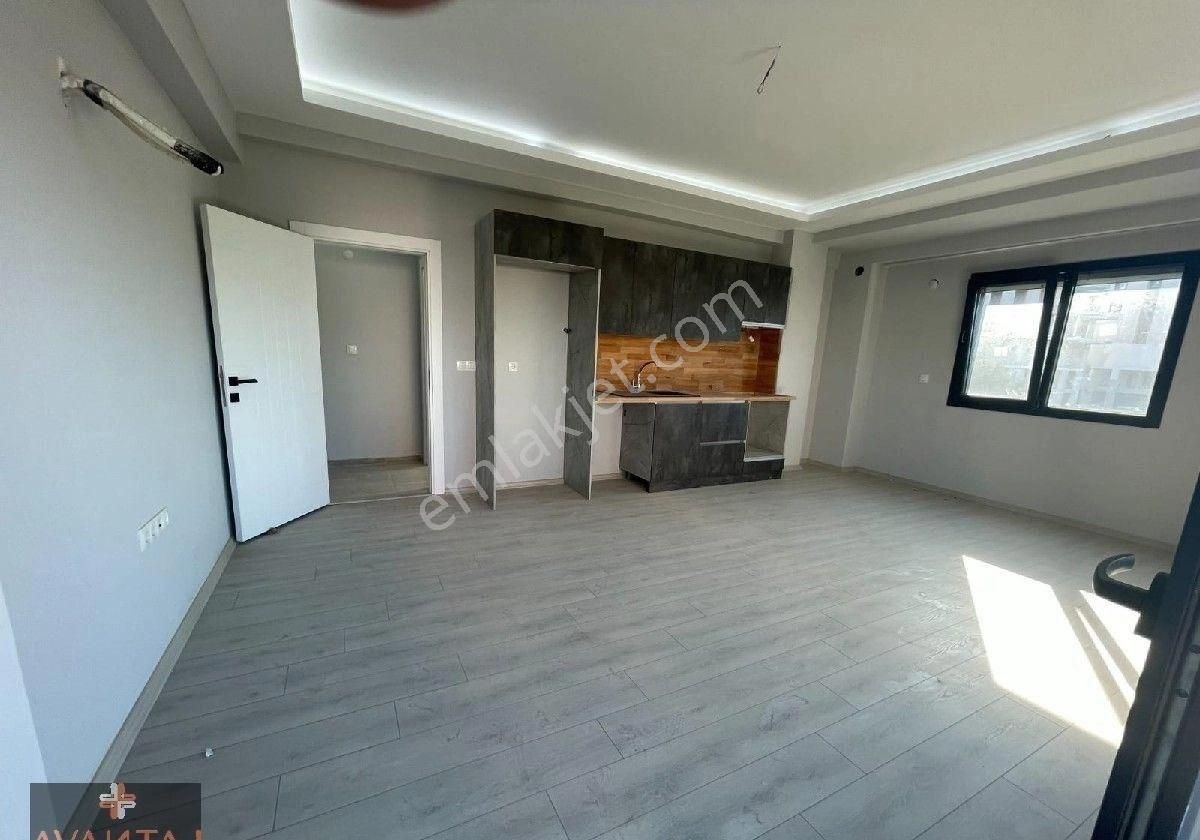 Kuşadası'nda Havuzlu Doğalgazlı 2+1 Daire - Görsel 16