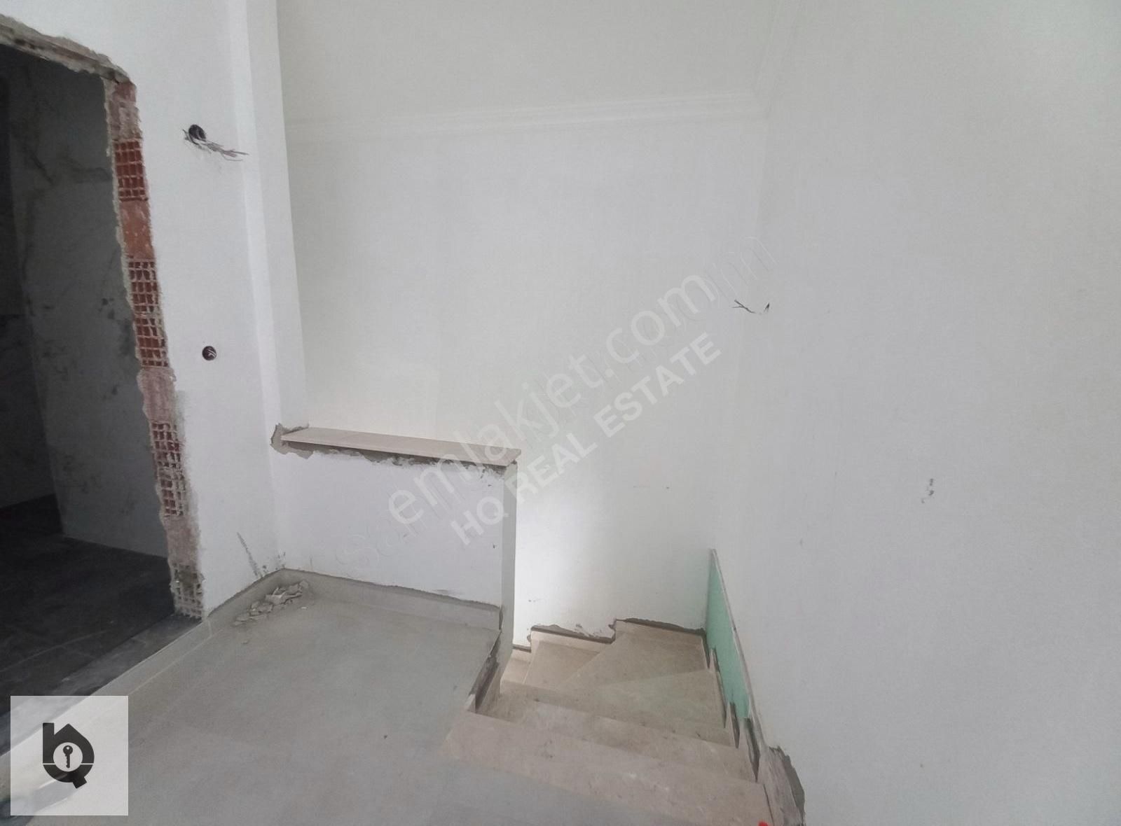 Hq Emlaktan Foça Mah Satılık Çalış Plaja Yakın 3+1 Dubleks Daire - Görsel 2