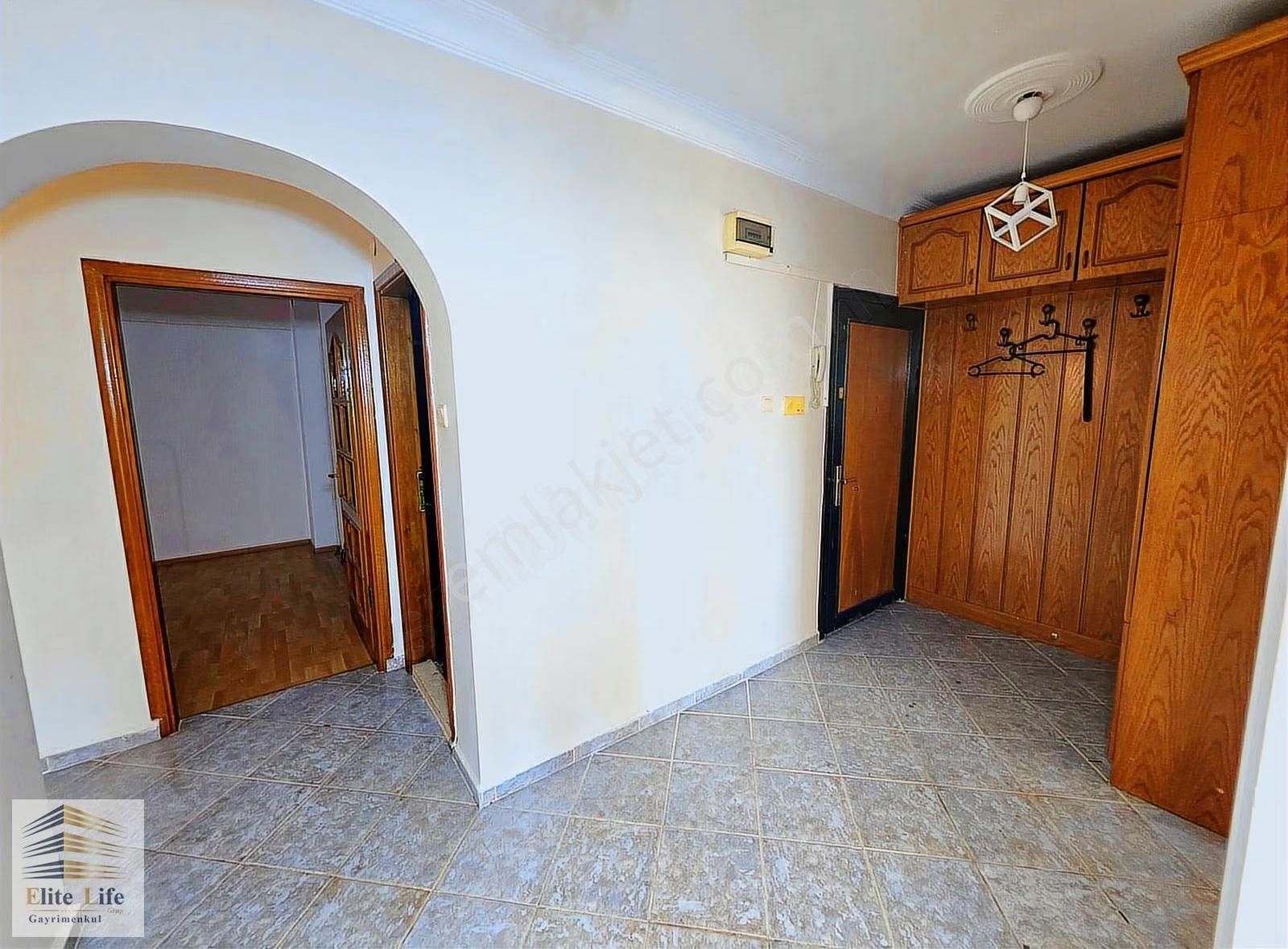 Ümraniye Madenler'de Site İçerisinde 160 M2 3+1 Daire - Görsel 17