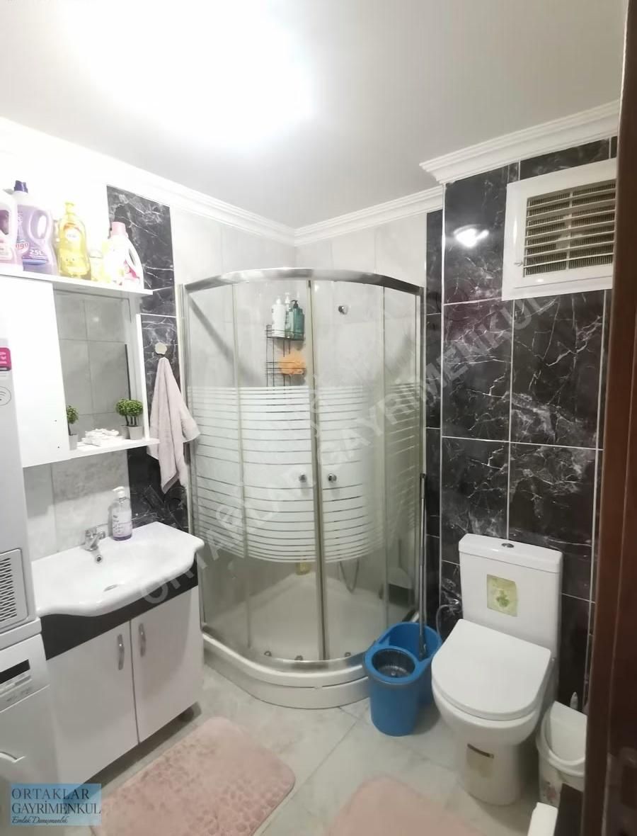 Sultanbeyli Adil Mahallesinde 2+1 Ara Kat Asansörlü - Görsel 13