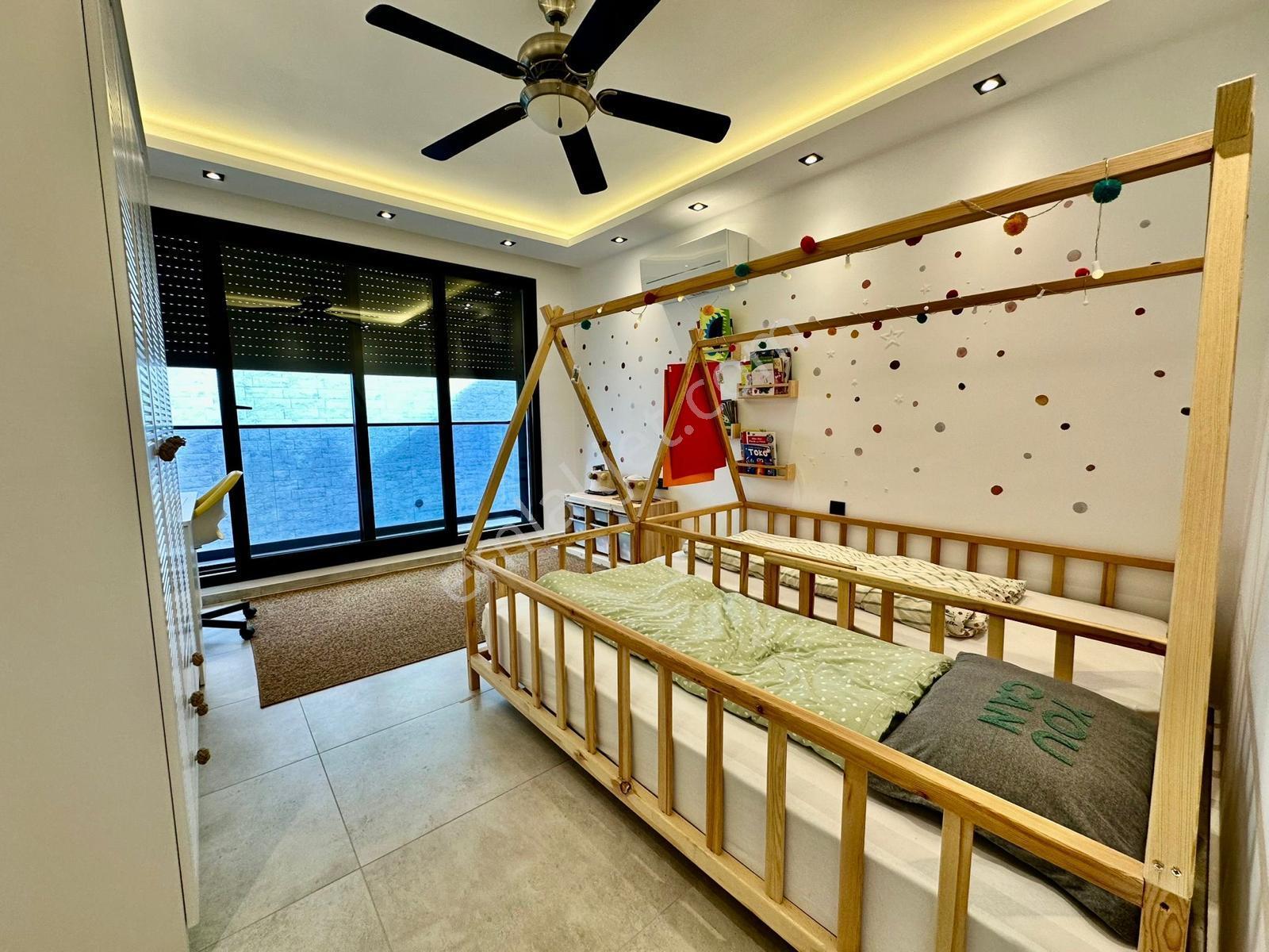 Aydın Didim Mavişehir 6+1 Ayrı Muftak Havuzlu Satılık Villa - Görsel 25