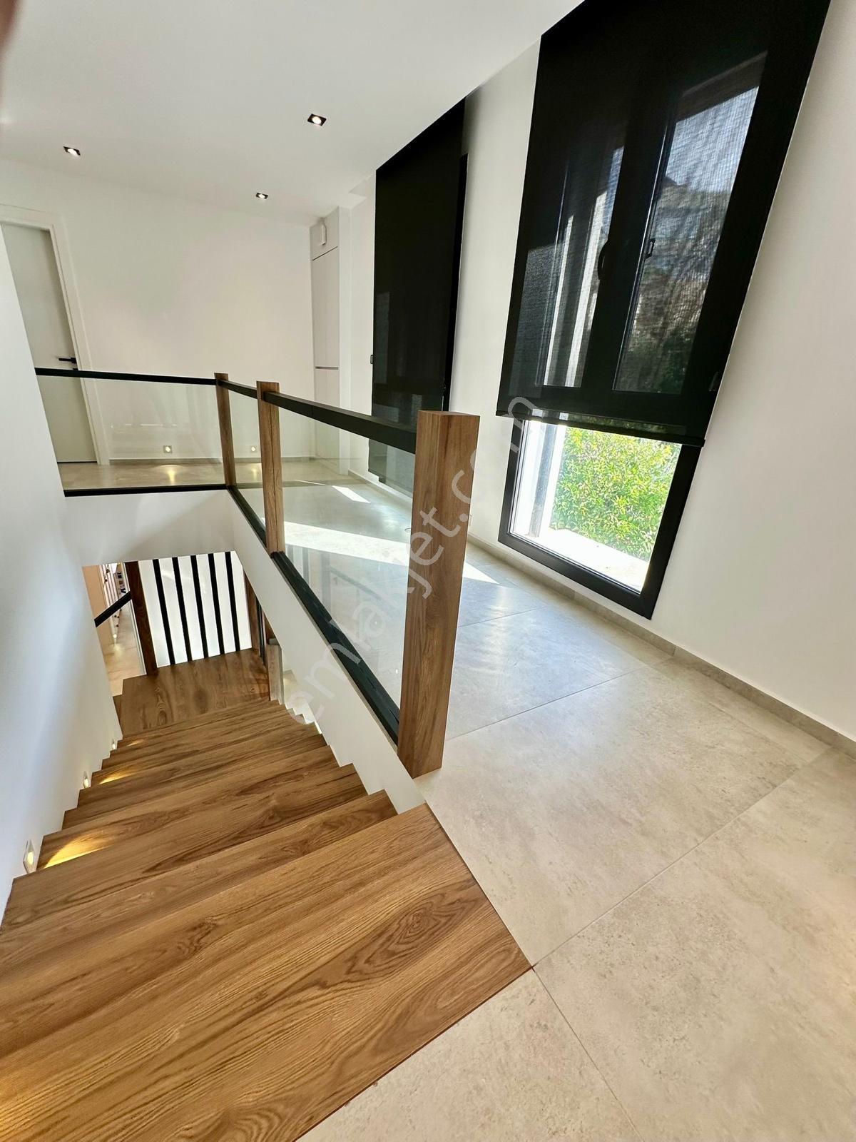 Aydın Didim Mavişehir 6+1 Ayrı Muftak Havuzlu Satılık Villa - Görsel 4