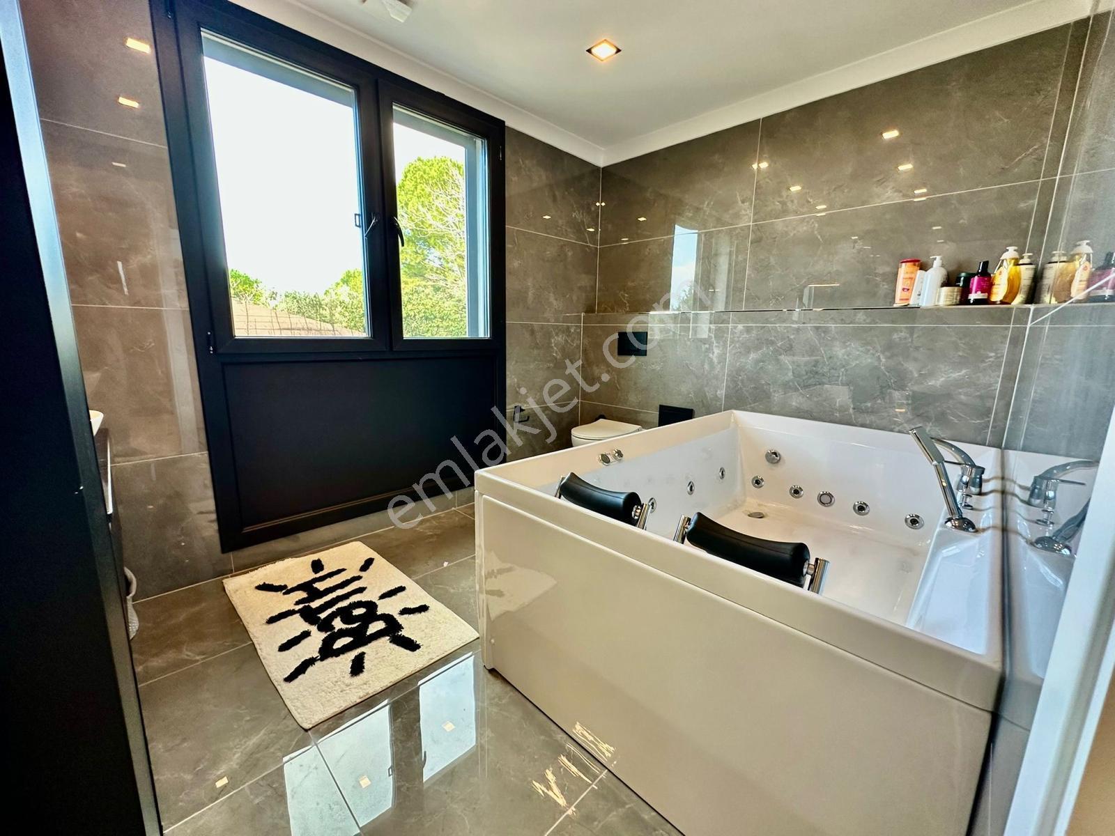 Aydın Didim Mavişehir 6+1 Ayrı Muftak Havuzlu Satılık Villa - Görsel 31