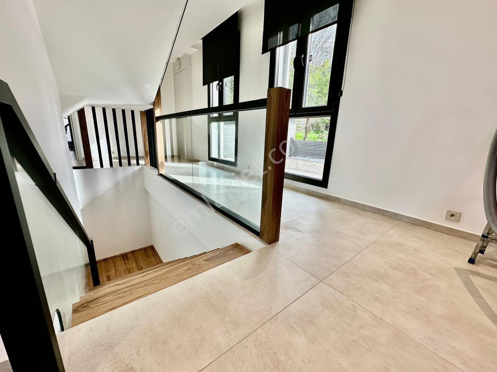 Aydın Didim Mavişehir 6+1 Ayrı Muftak Havuzlu Satılık Villa - Görsel 27