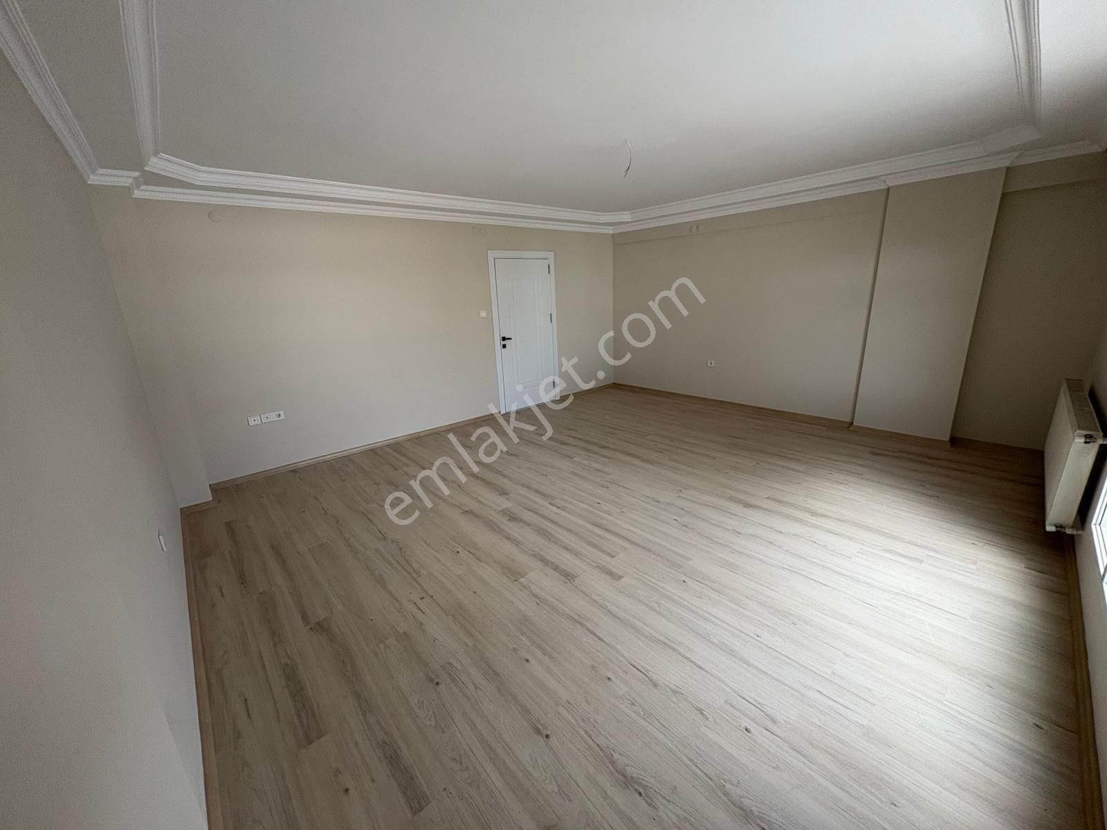 Hasanağa Bahçesi Yakını Erdem Caddesi Üstü Satılı 3+1 Daire - Görsel 14