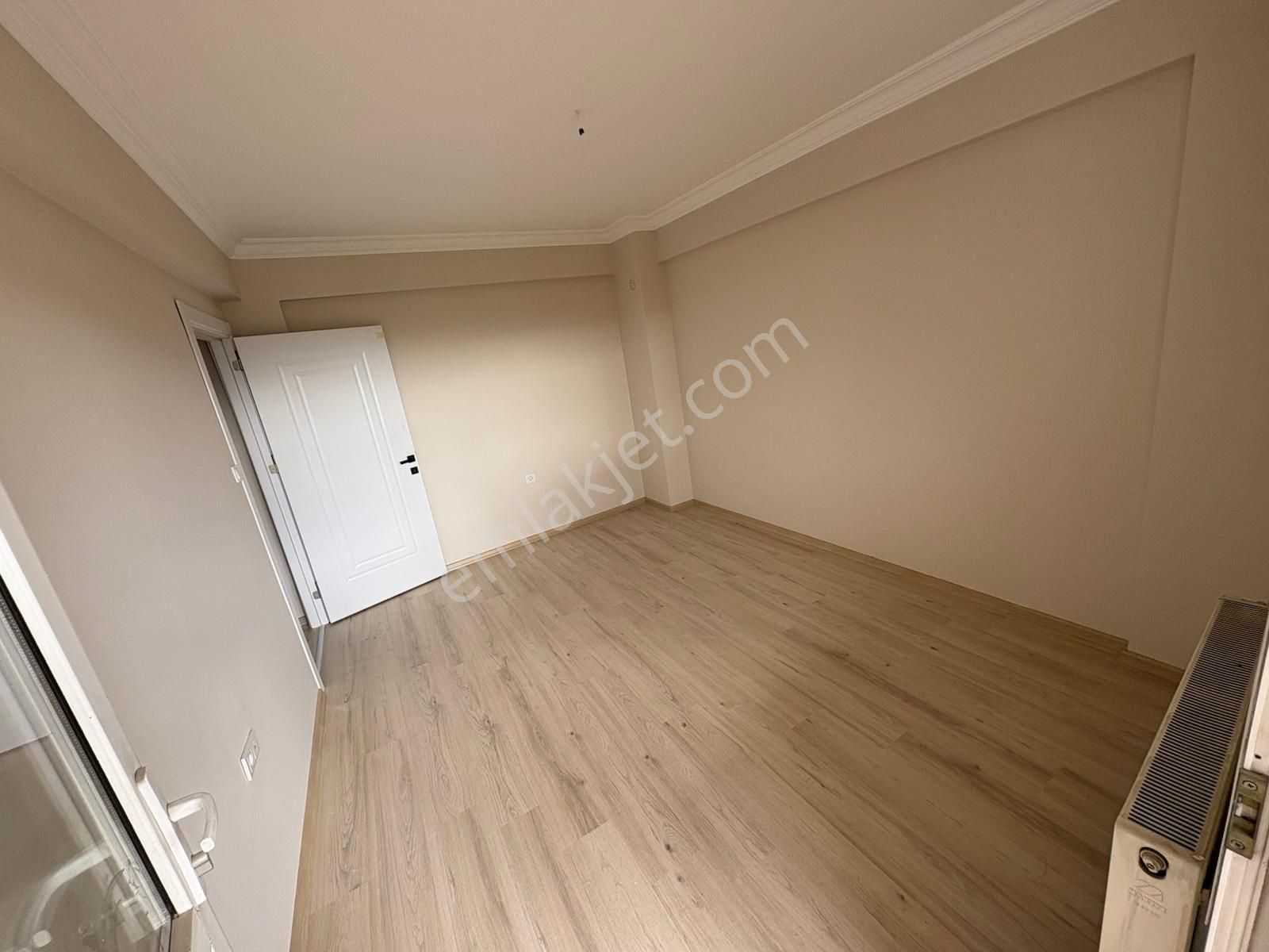 Hasanağa Bahçesi Yakını Erdem Caddesi Üstü Satılı 3+1 Daire - Görsel 5