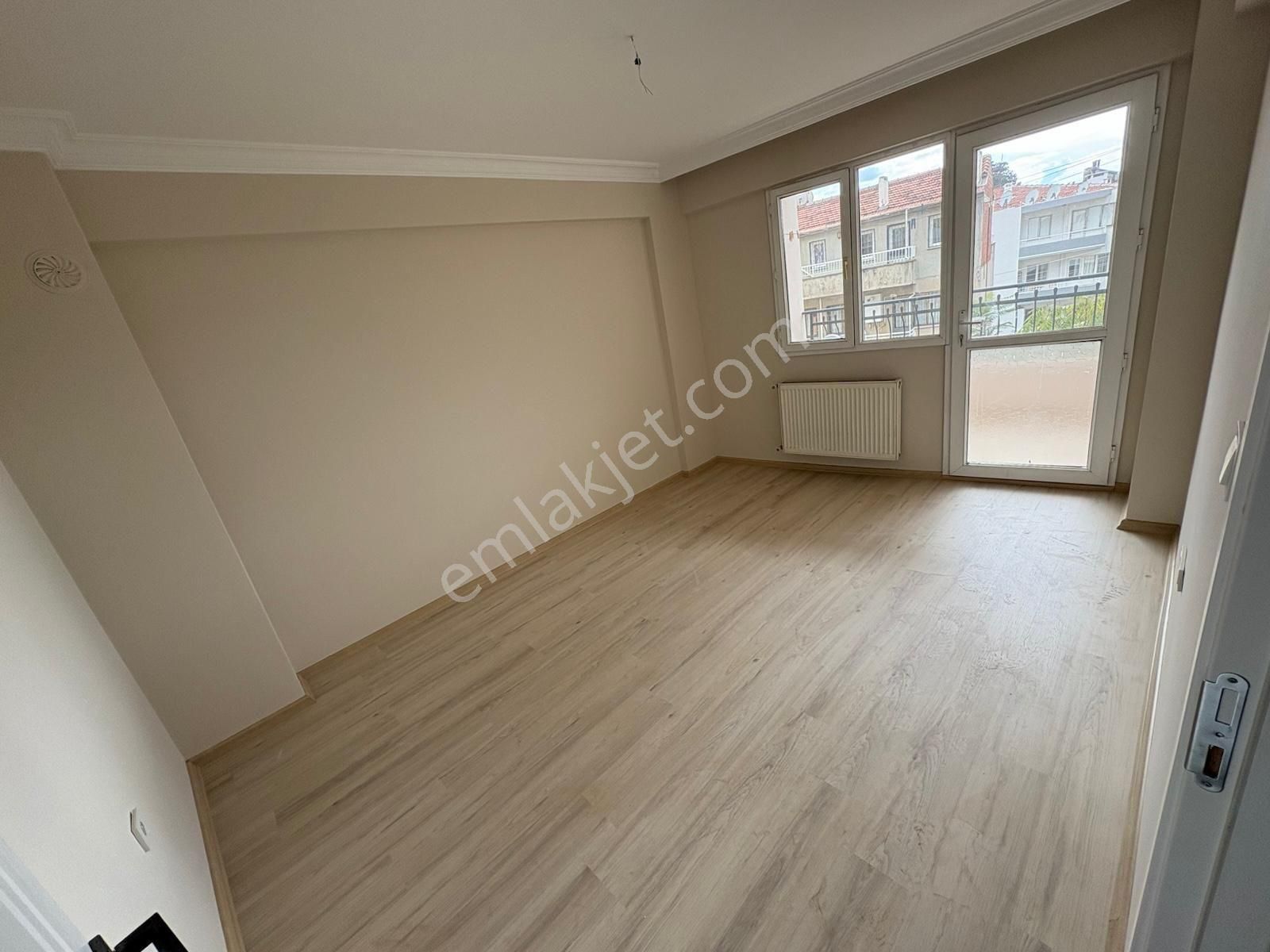 Hasanağa Bahçesi Yakını Erdem Caddesi Üstü Satılı 3+1 Daire - Görsel 31