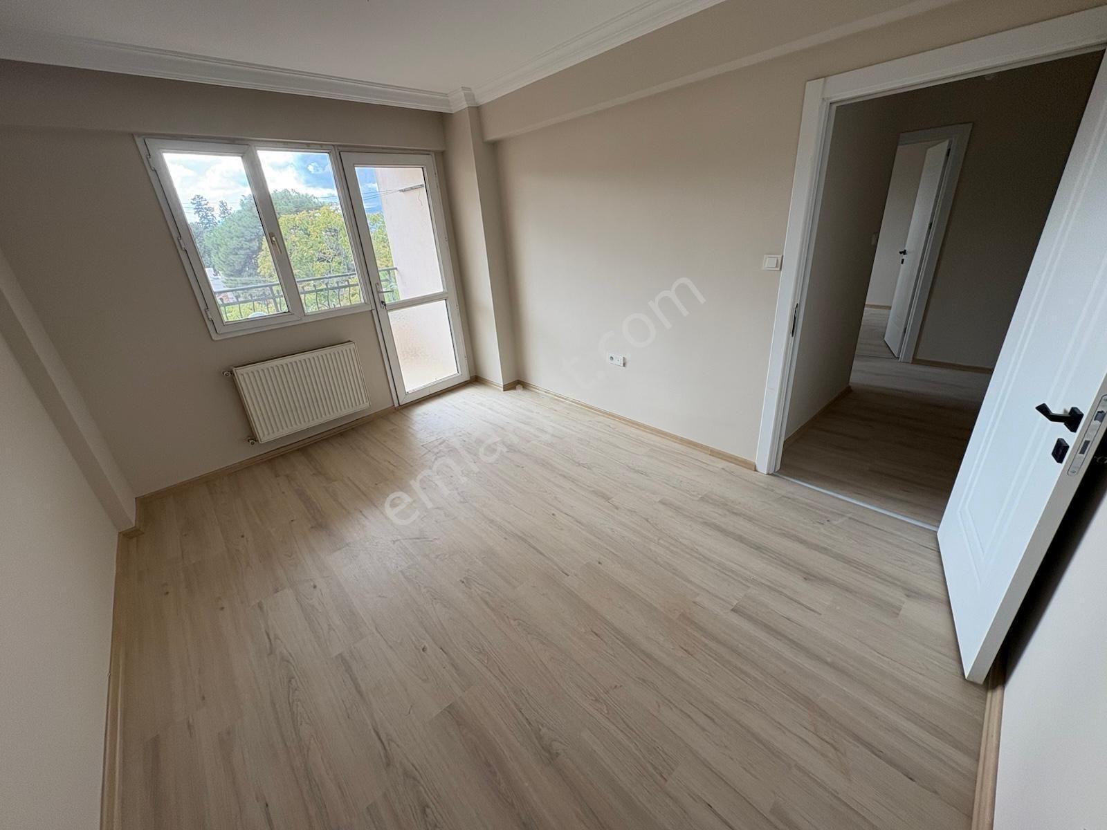 Hasanağa Bahçesi Yakını Erdem Caddesi Üstü Satılı 3+1 Daire - Görsel 7