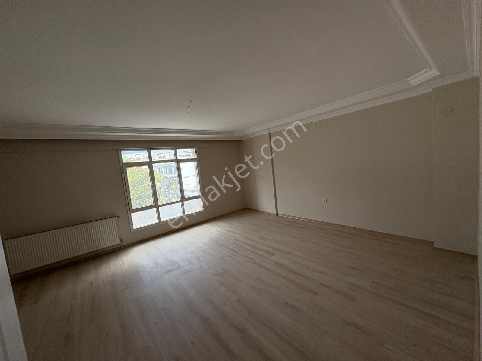 Hasanağa Bahçesi Yakını Erdem Caddesi Üstü Satılı 3+1 Daire - Görsel 9