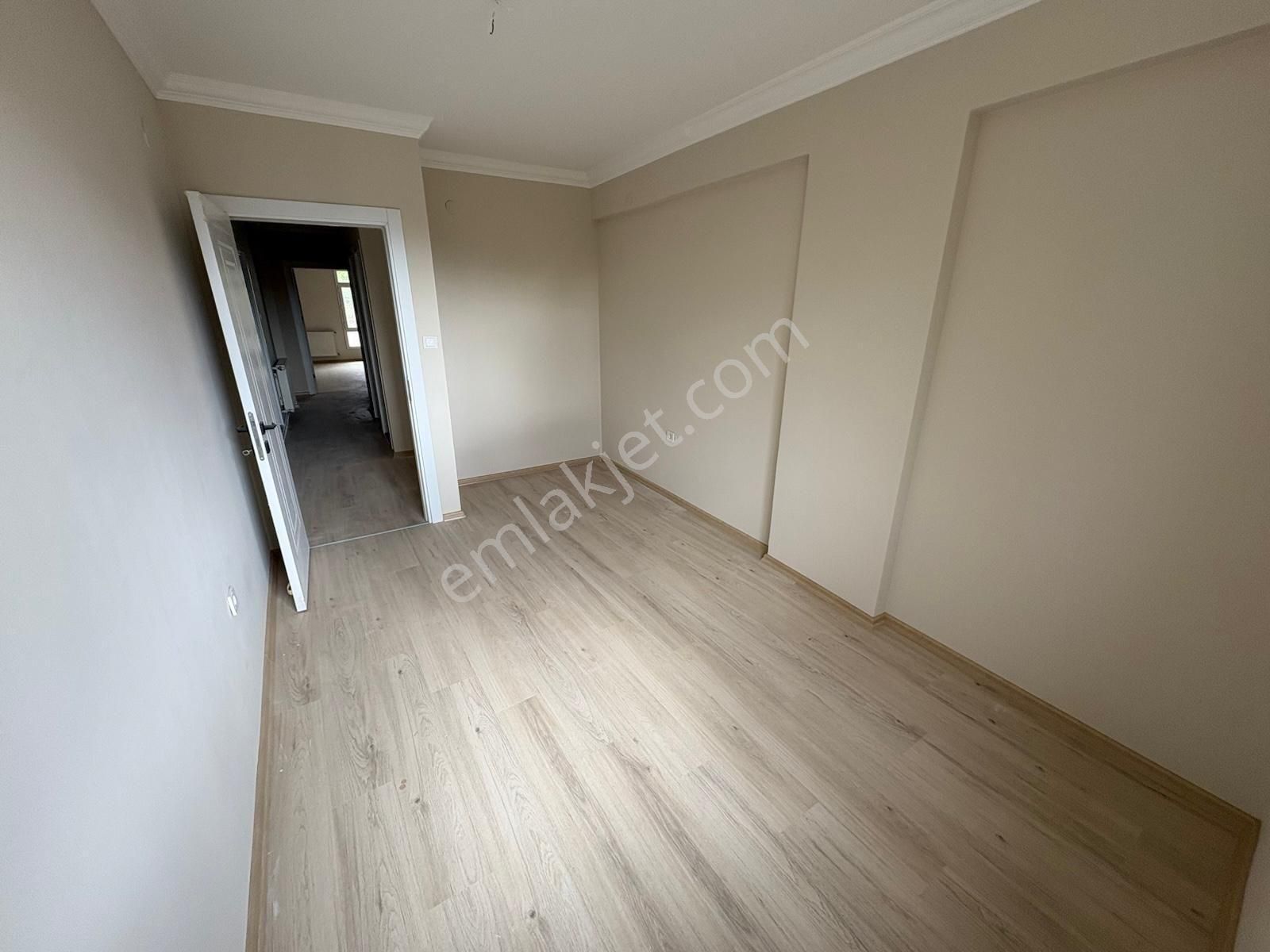 Hasanağa Bahçesi Yakını Erdem Caddesi Üstü Satılı 3+1 Daire - Görsel 28