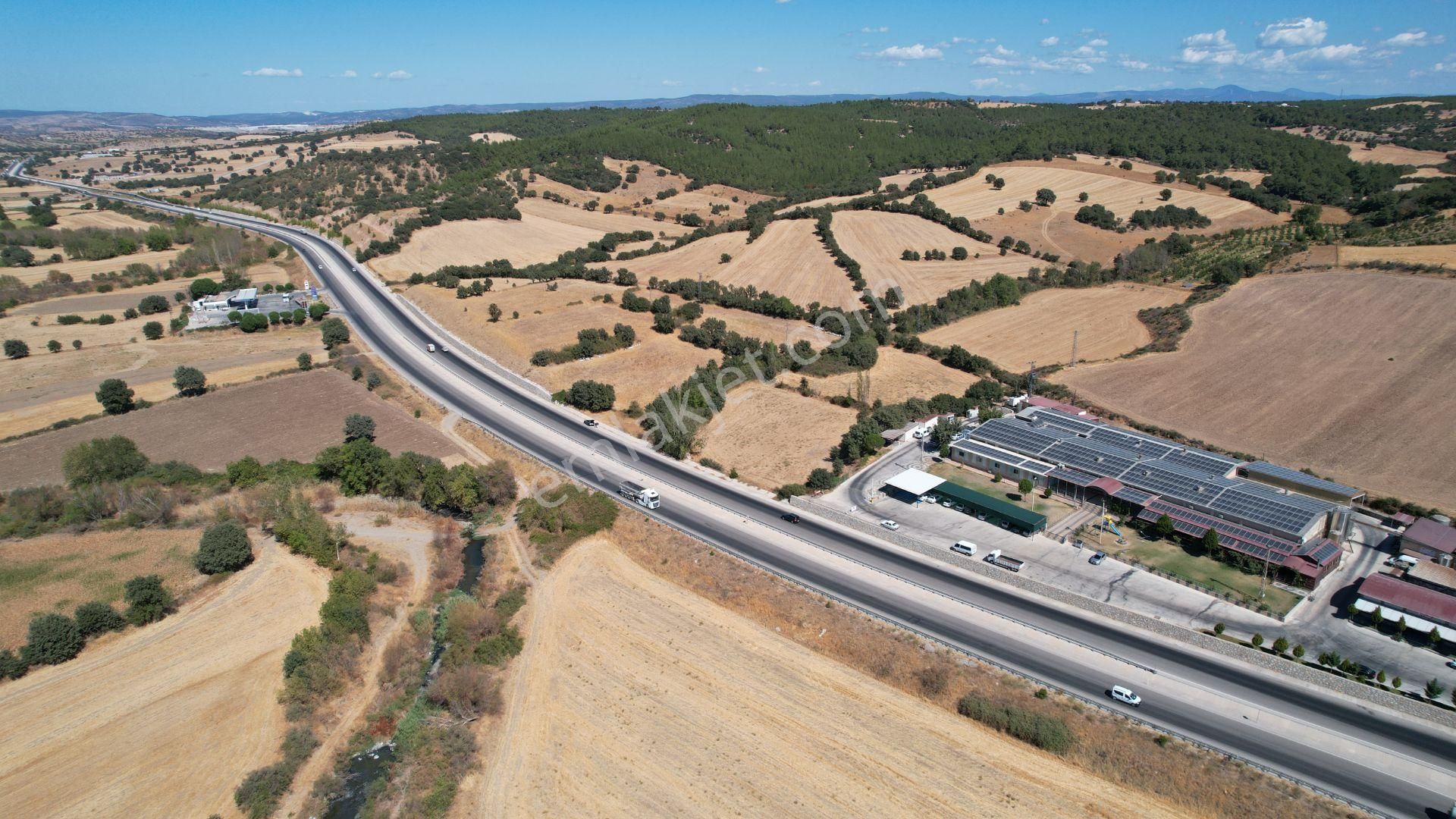 Ezine Bahçeli'de Çanakkale- İzmir Otoyoluna Cephe Satılık Arsa - Görsel 2