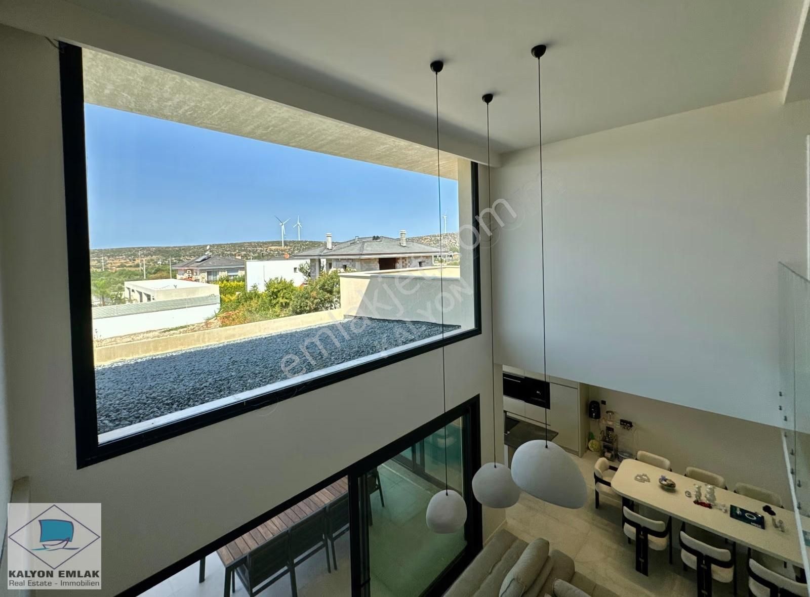 Çeşme'de Satılık Özel Tasarım Müstakil Havuzlu Ultra Lüx Villa - Görsel 3