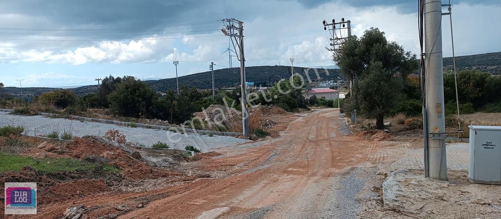 Çeşme Musalla Mah. Ana Yola Cepheli Köşe Parsel Villa Arsası