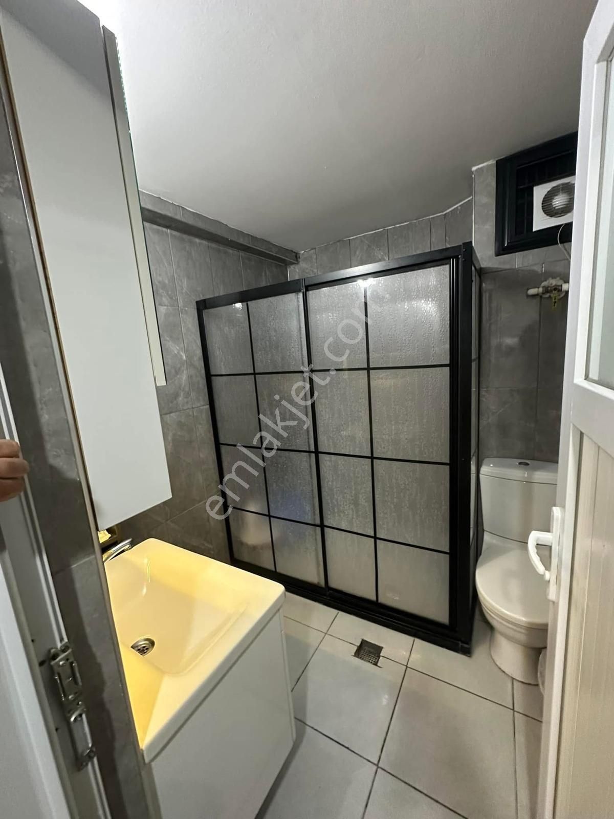 Akev Gayrimenkul'den Akpiyar'da Bakımlı Geniş Son Kat 3+1 Daire - Görsel 20