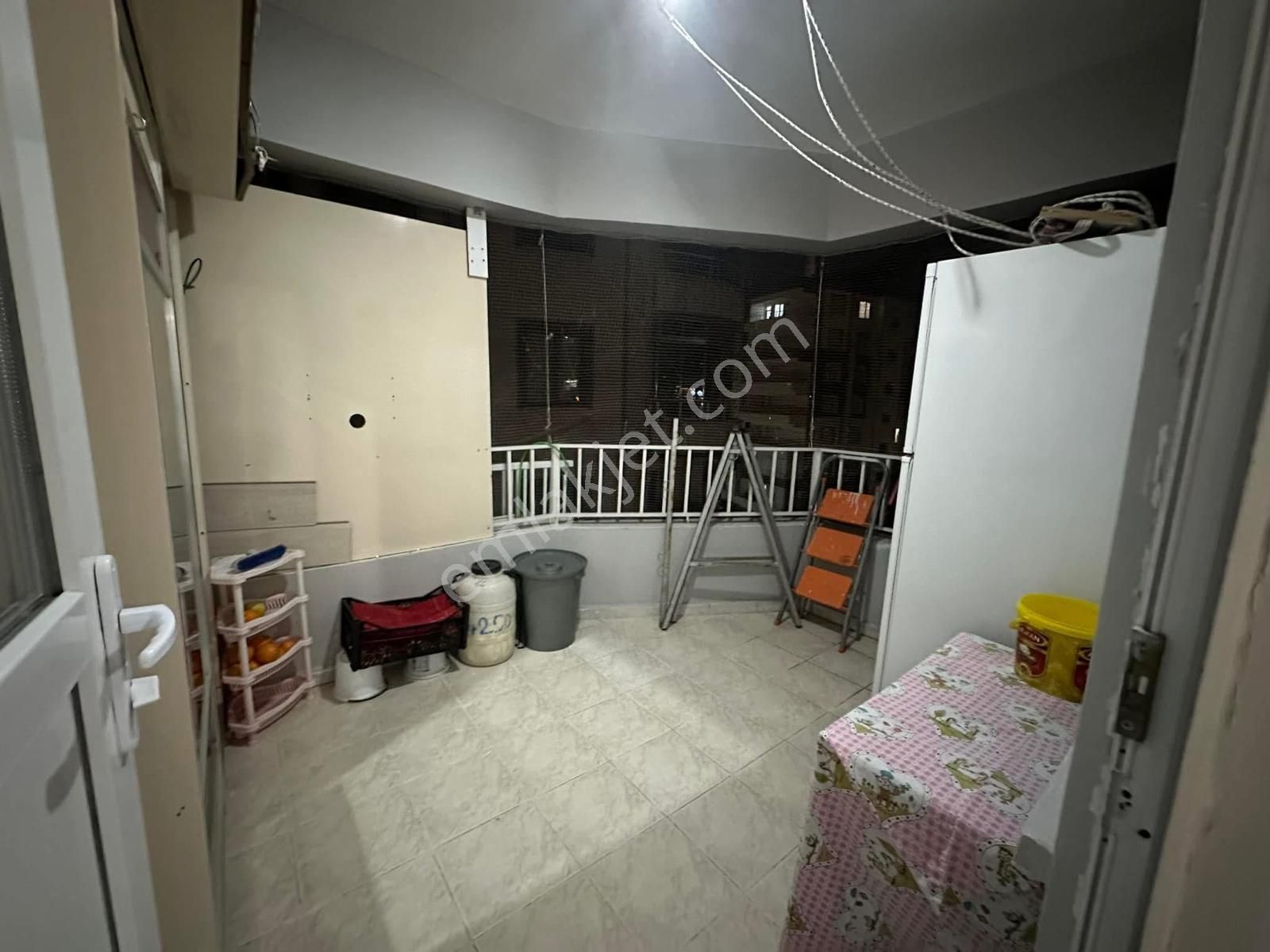 Akev Gayrimenkul'den Akpiyar'da Bakımlı Geniş Son Kat 3+1 Daire - Görsel 19