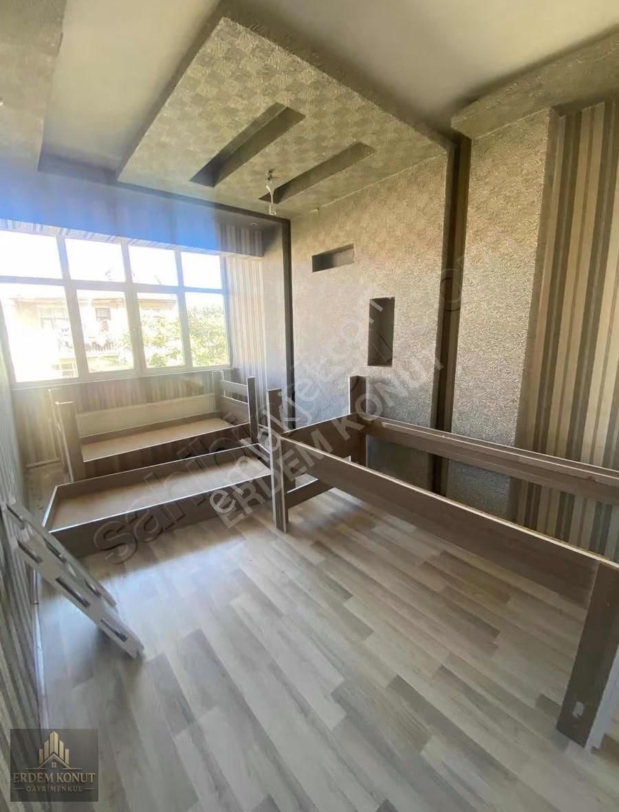 Karatay Şems Tebrizi Mah. 3+1 İçi Yapılı Satılık Daire - Görsel 4