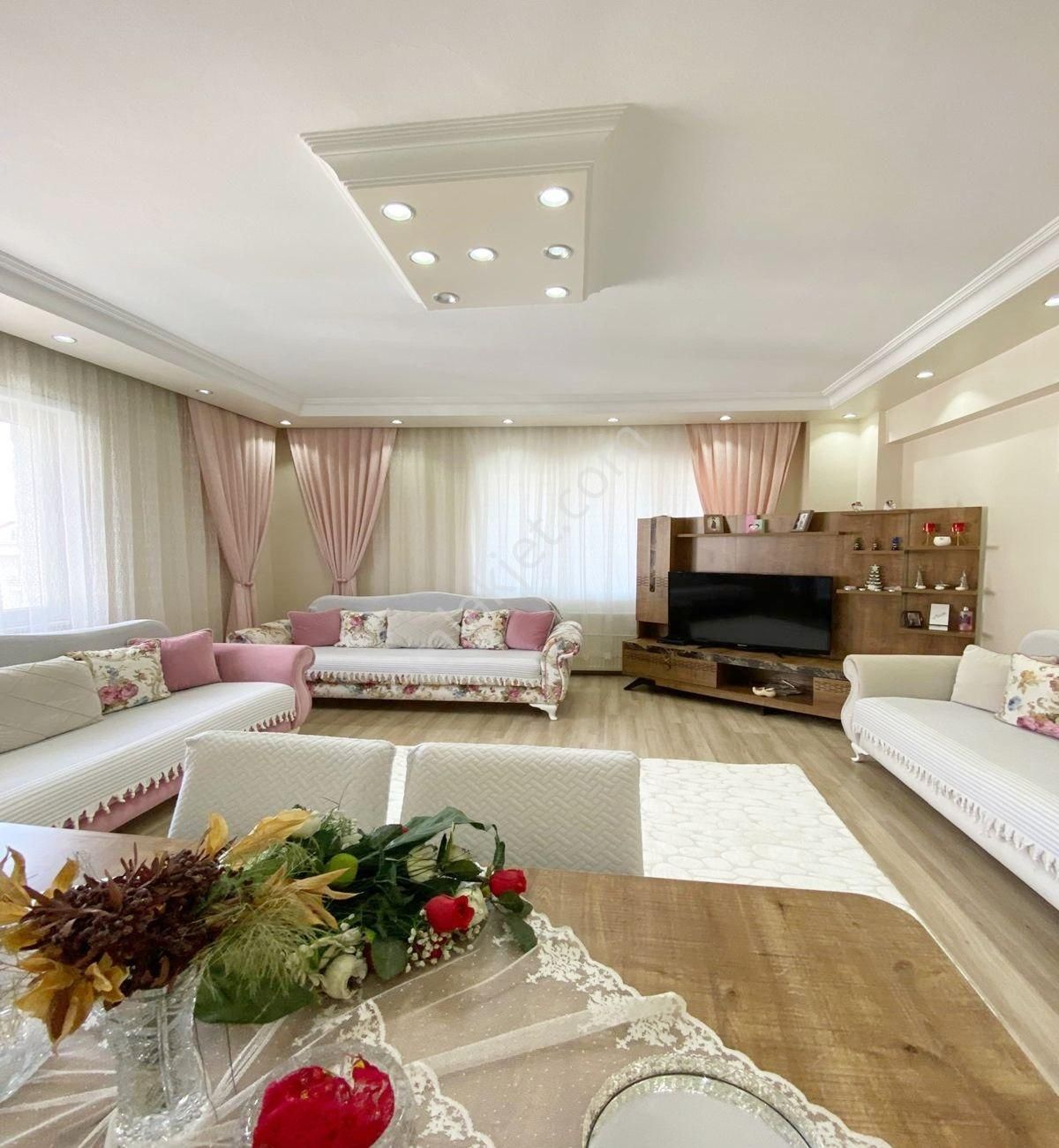 Avcılar Denizköşklerde 6+2 Ferah Geniş Satılık Dublex - Görsel 32