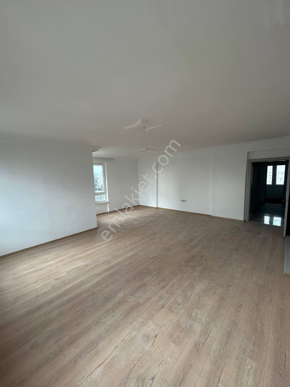 Güzelobada Denize Yakın Tadilatlı 3+1 Daire - Görsel 18