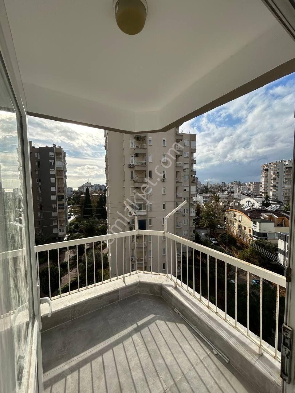 Güzelobada Denize Yakın Tadilatlı 3+1 Daire - Görsel 26