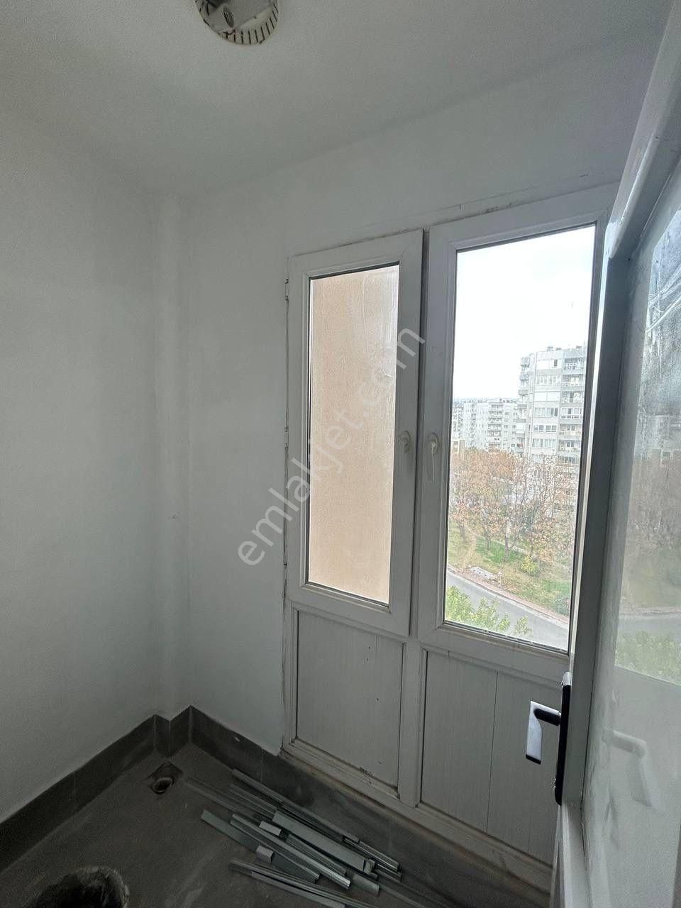 Güzelobada Denize Yakın Tadilatlı 3+1 Daire - Görsel 28