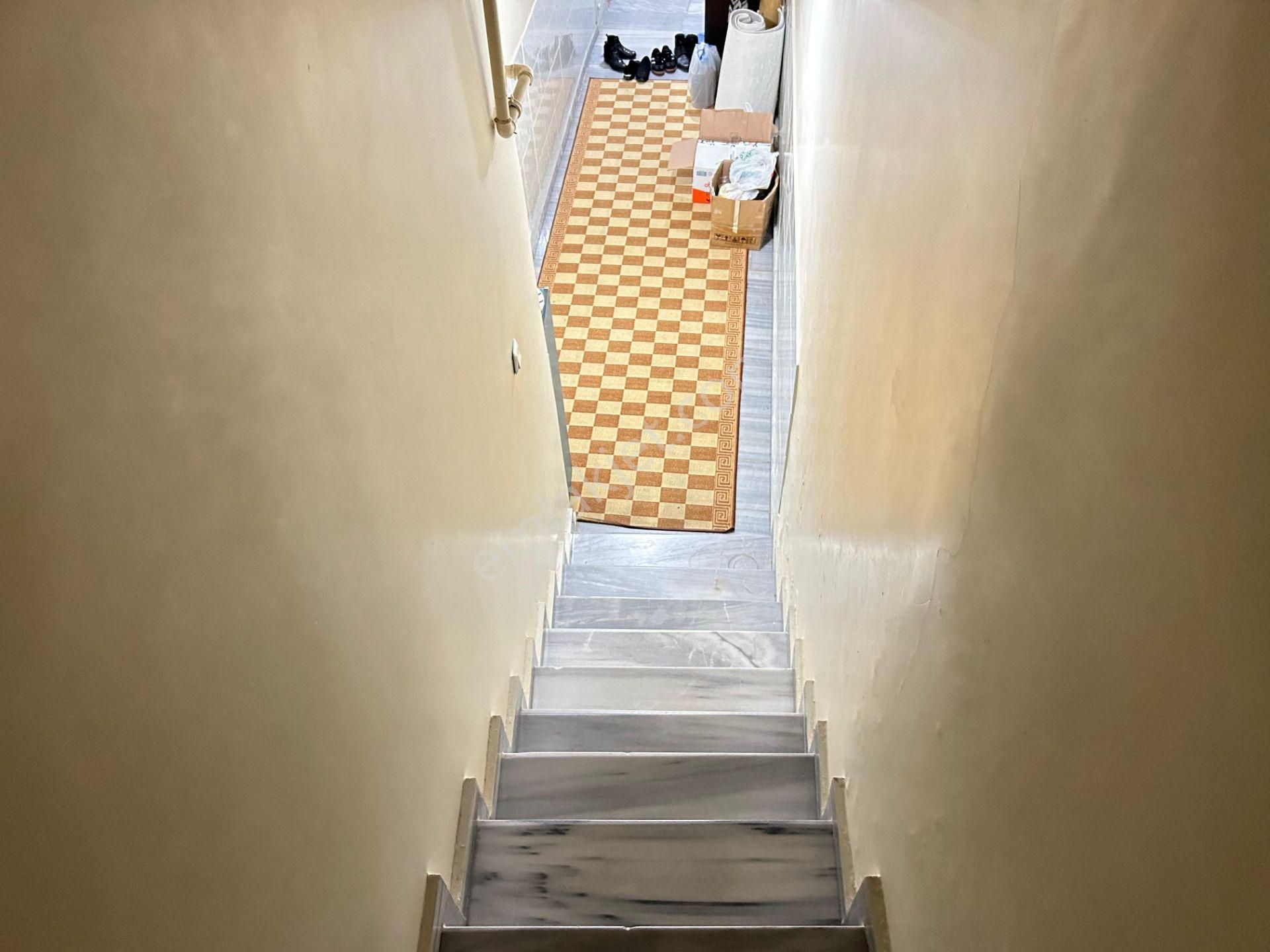 Bursa Yıldırım Hocataşkında 3 Katlı 90m2 Kombili Manzaralı Müstakil Ev - Görsel 27