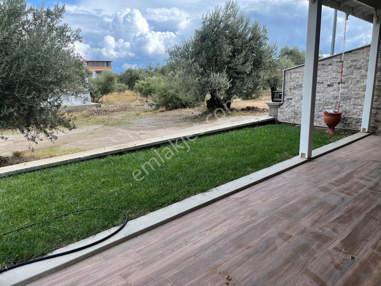 Güre Ssk Mevkisinde 6+1 Satılık Tasarım Villa - Görsel 10