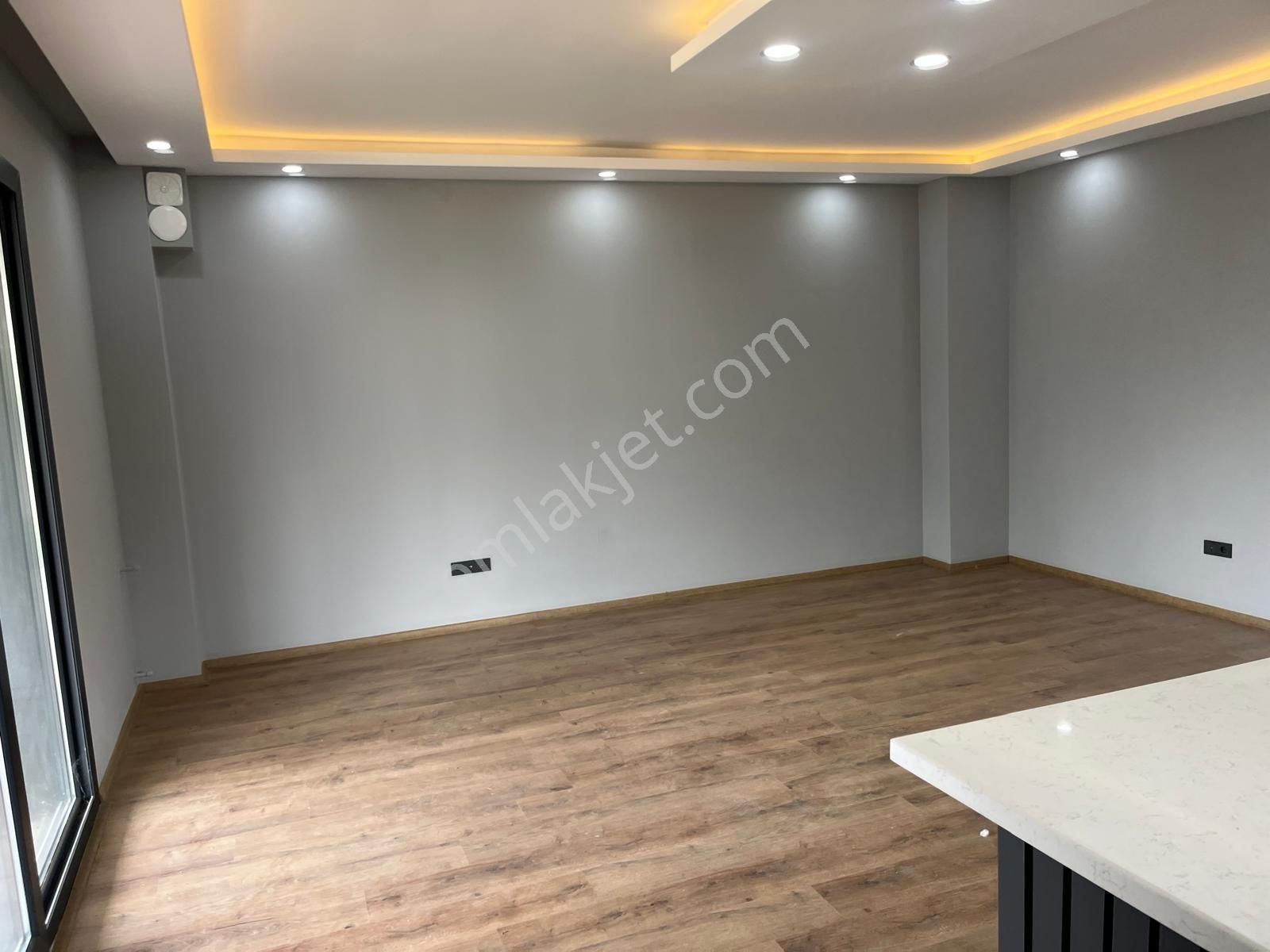 Güre Ssk Mevkisinde 6+1 Satılık Tasarım Villa - Görsel 9