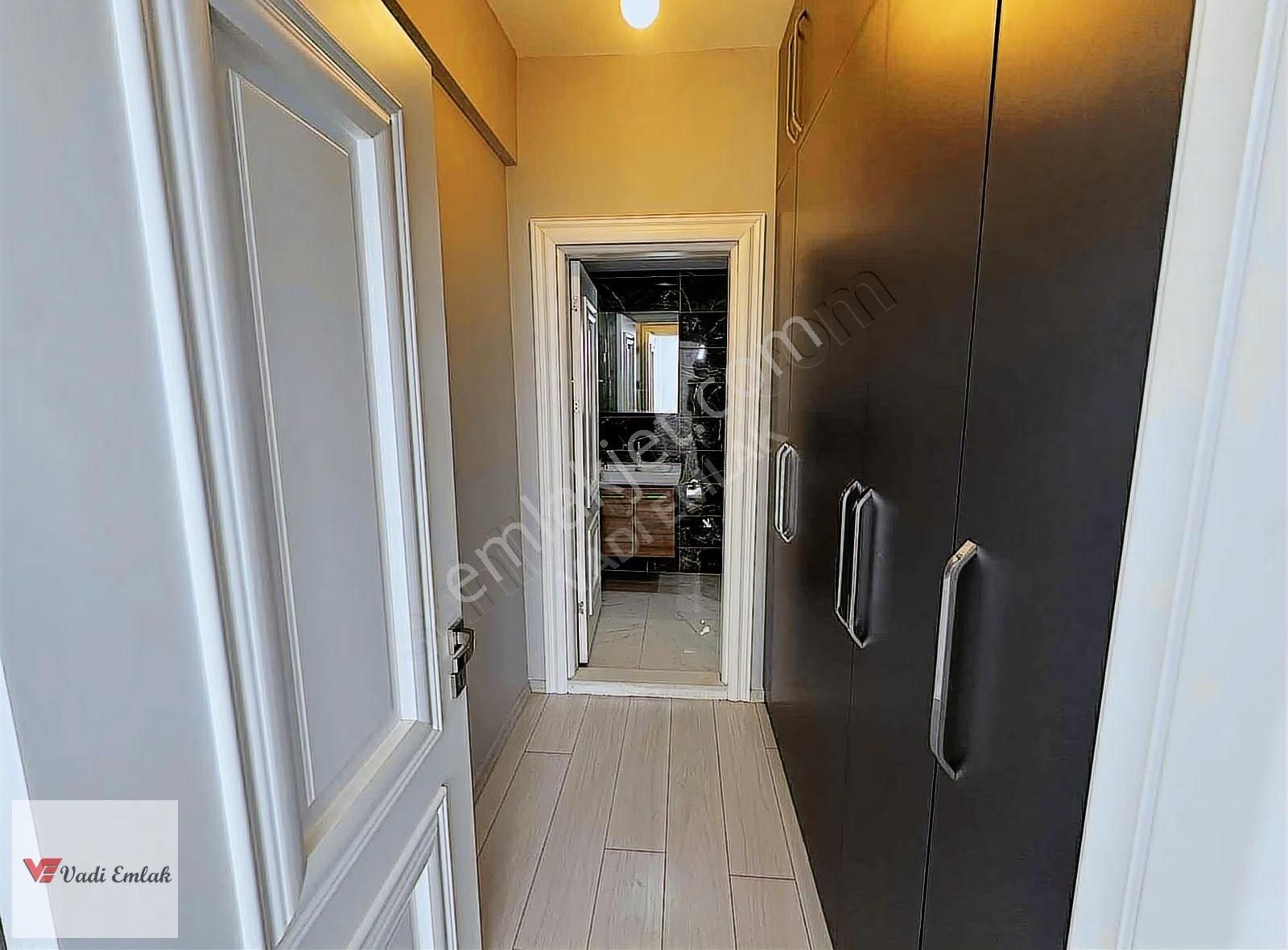 Satılık 4+1 Lüks Arakat Daire - Görsel 8