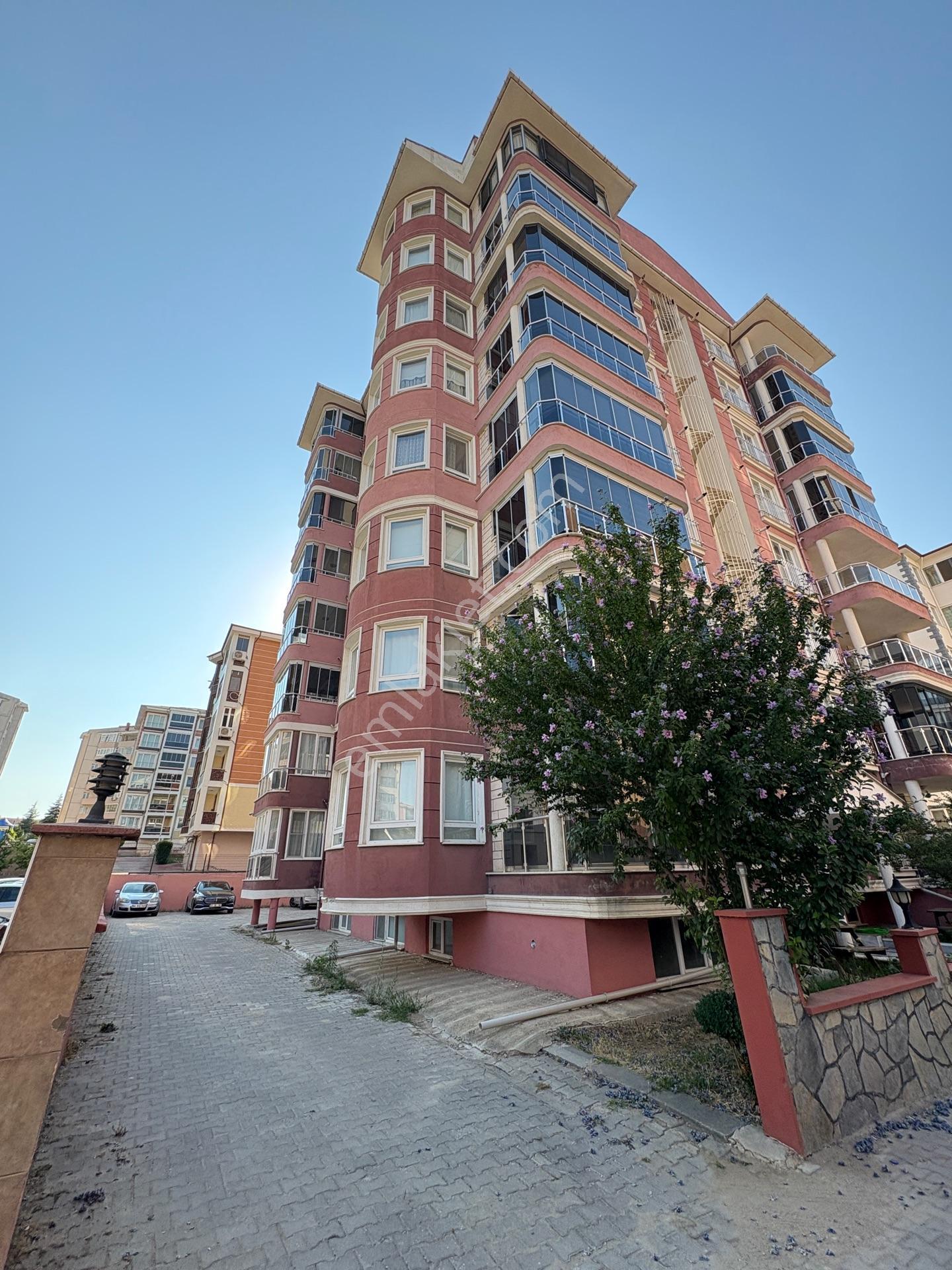 Marmara'dan Şükrüpaşa'da Gölet Mevki Geniş 3+1 Satılık Daire - Görsel 30