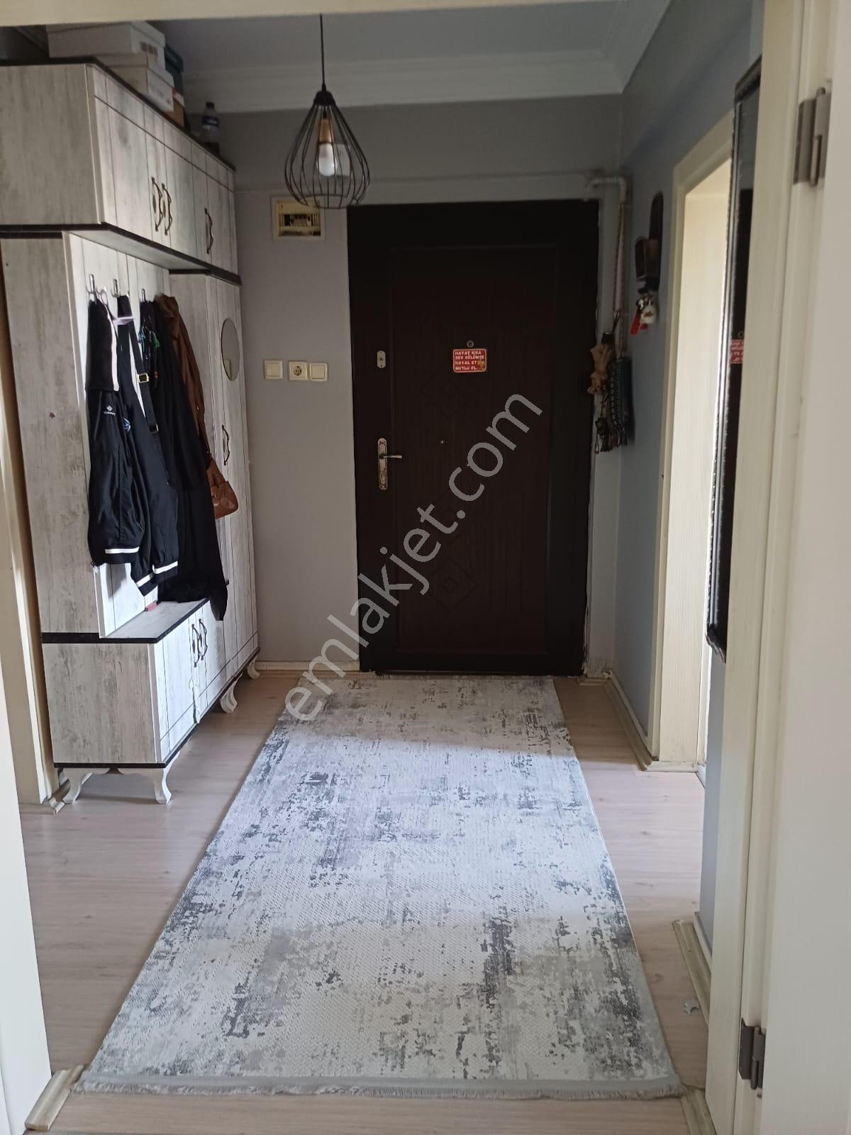 Bursa İnegöl Hamidiye Mah 120 M2 3+1 31 Yıllık Satılık Daire - Görsel 4