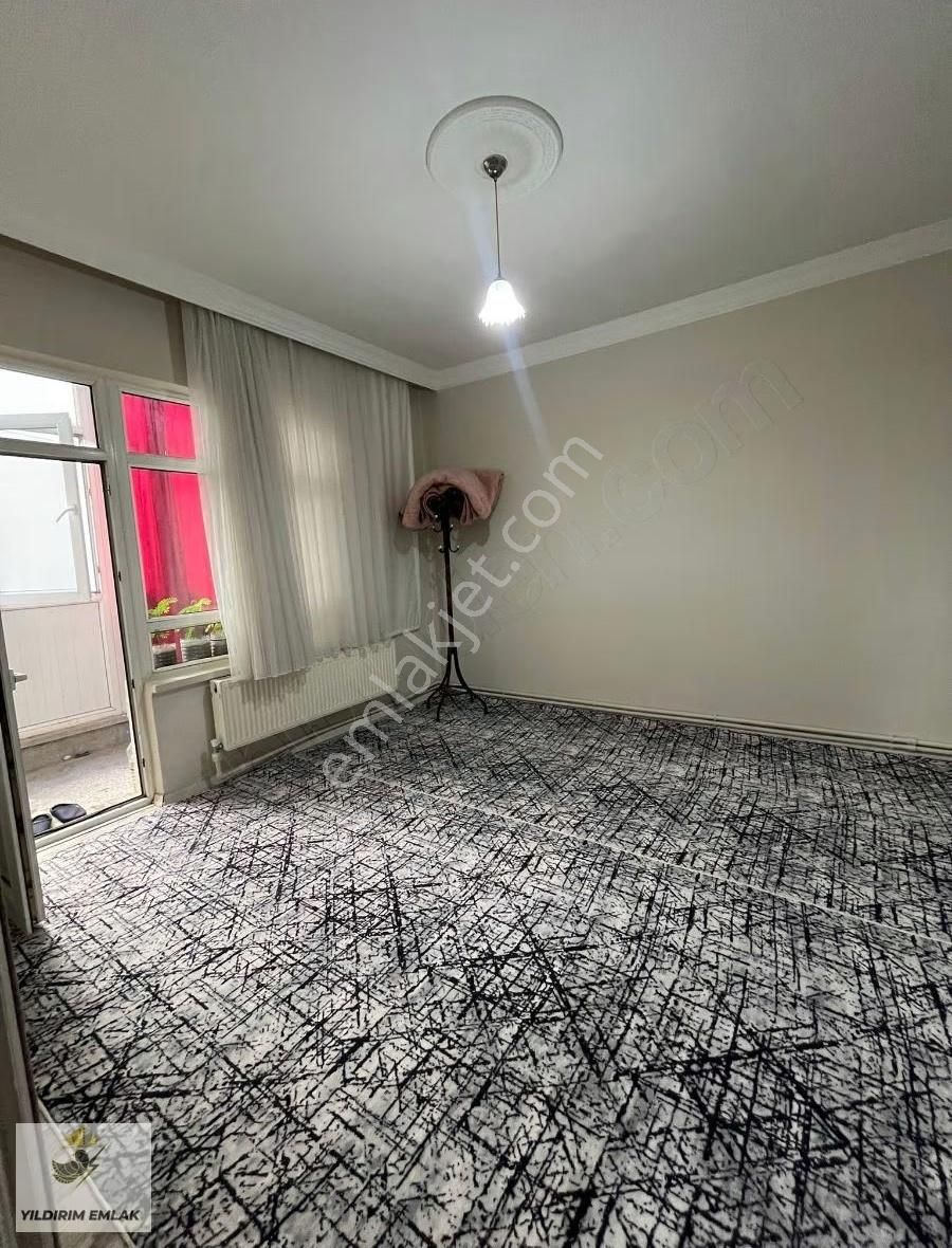 Yıldırım Emlak'tan Carsı Merkezde 3+1 Ara Kat Dogalgazlı Daire - Görsel 6