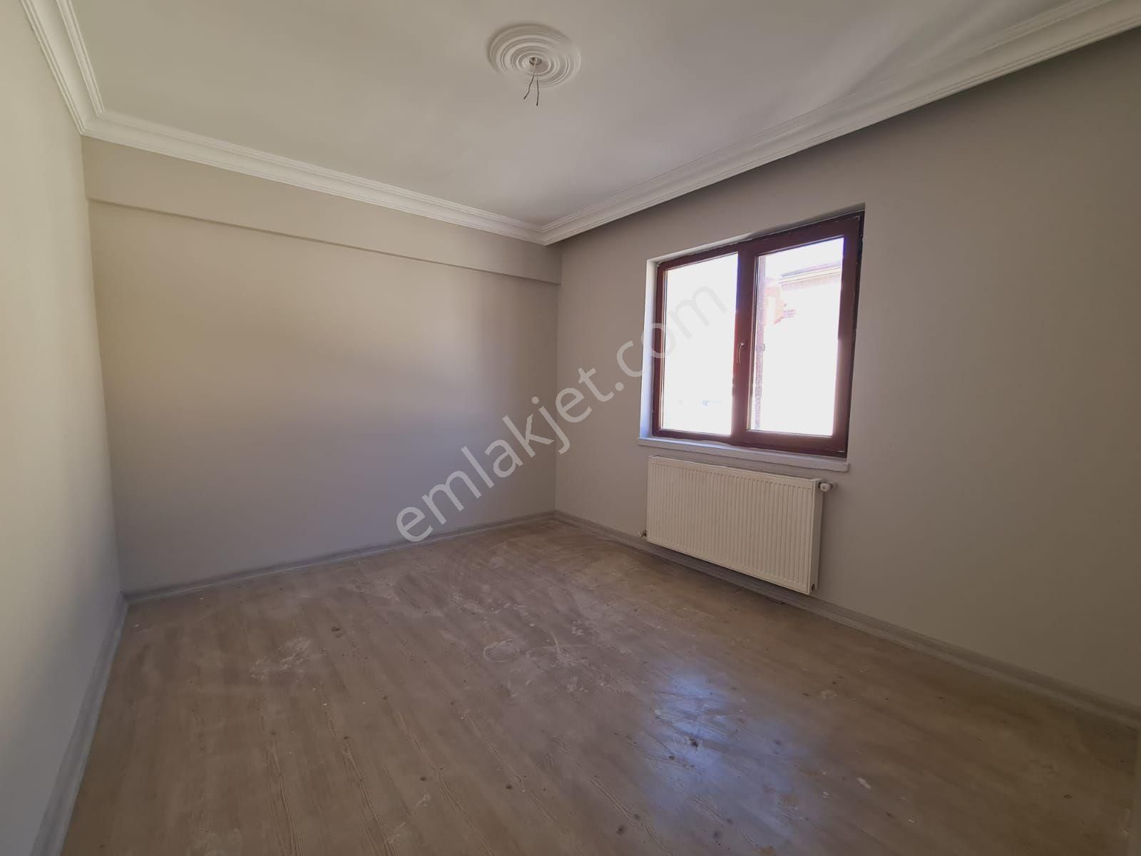 Melek Özen İ.ö.o Arkasında Full Yapılı Asansörlü 6+1 - Görsel 14