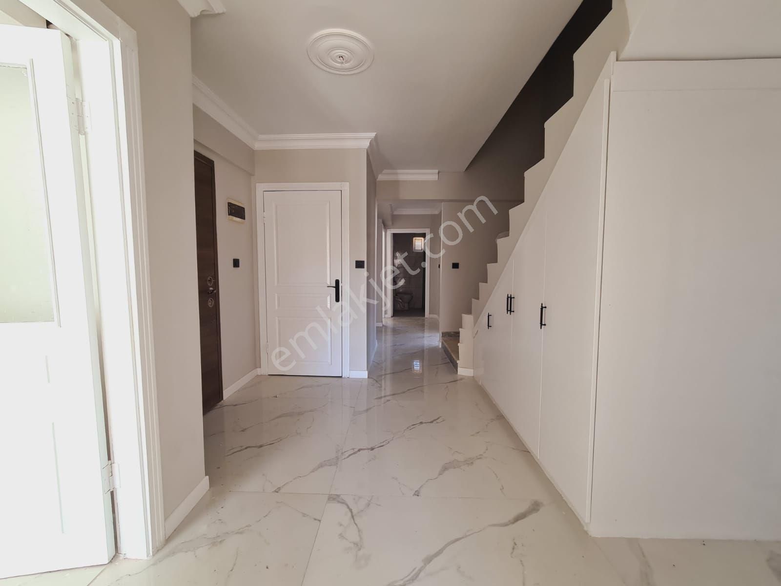 Melek Özen İ.ö.o Arkasında Full Yapılı Asansörlü 6+1 - Görsel 7