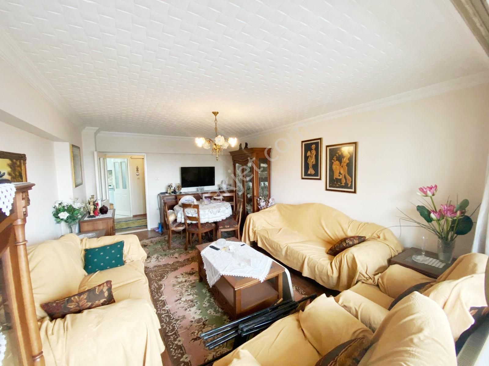 Uzman Emlak'dan Keçiören Bağlarbaşı Mh'de Site İçerisinde Asansörlü Isı Yalıtımlı 6.katta 3+1 Daire - Görsel 5