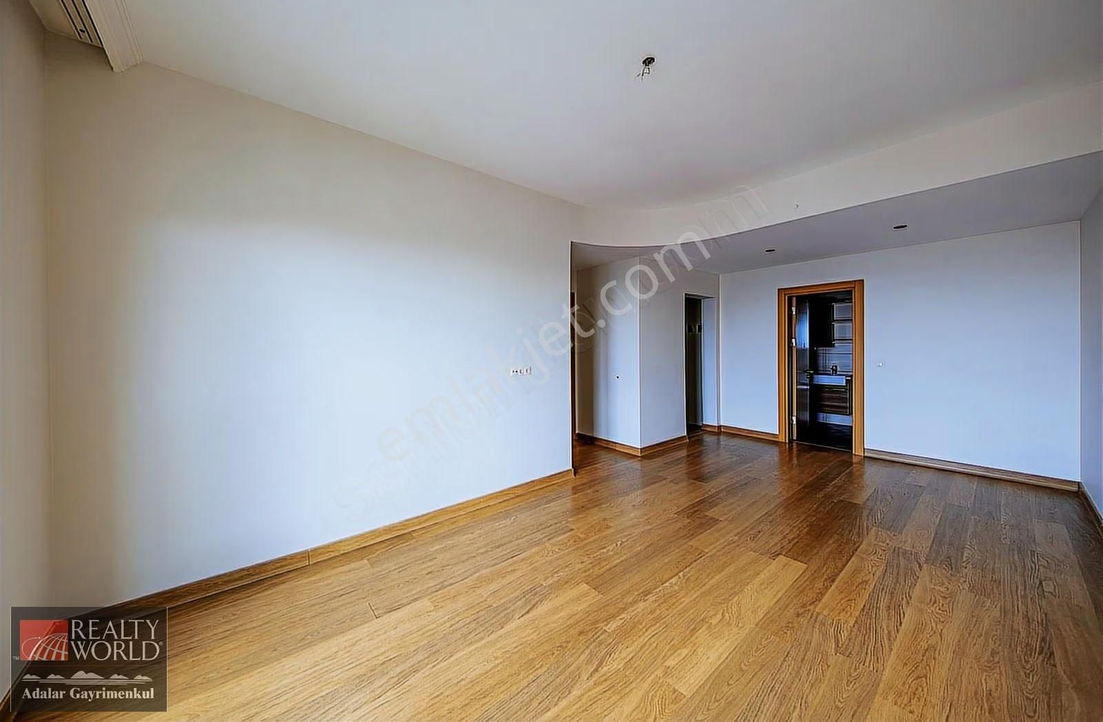 Nısh Adalar 'da Cihan Albayrak 'tan Kaptan Köşkü Satılık 3+1 - Görsel 15