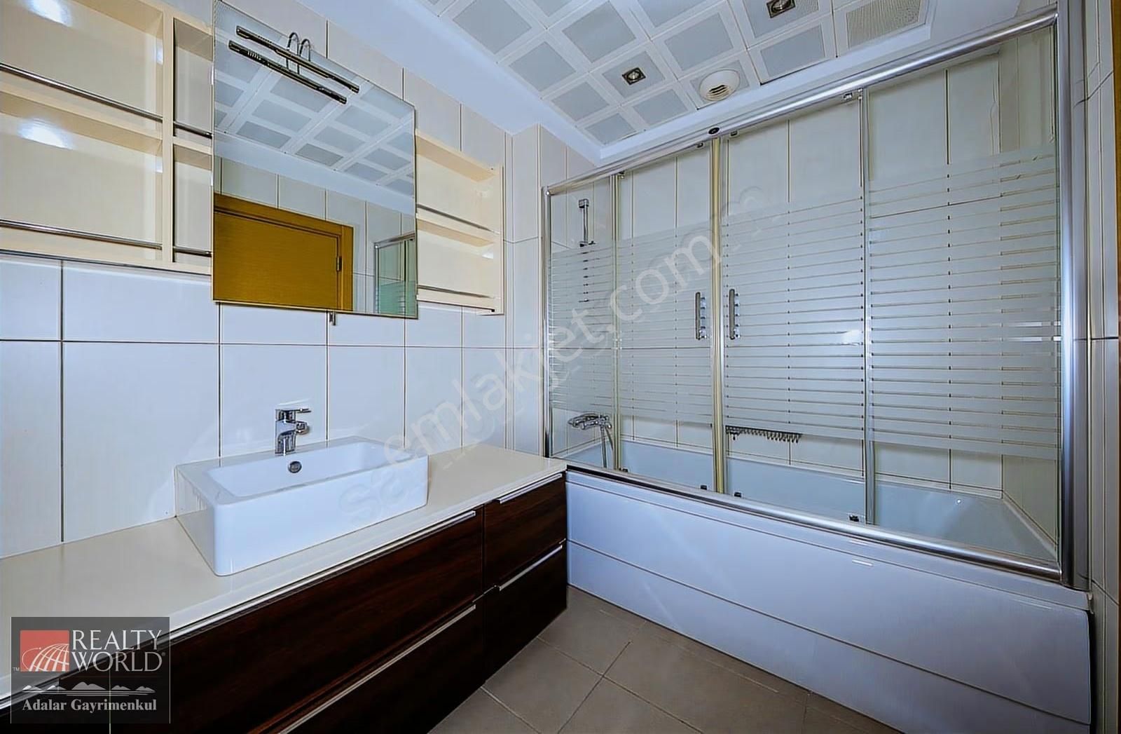 Nısh Adalar 'da Cihan Albayrak 'tan Kaptan Köşkü Satılık 3+1 - Görsel 14