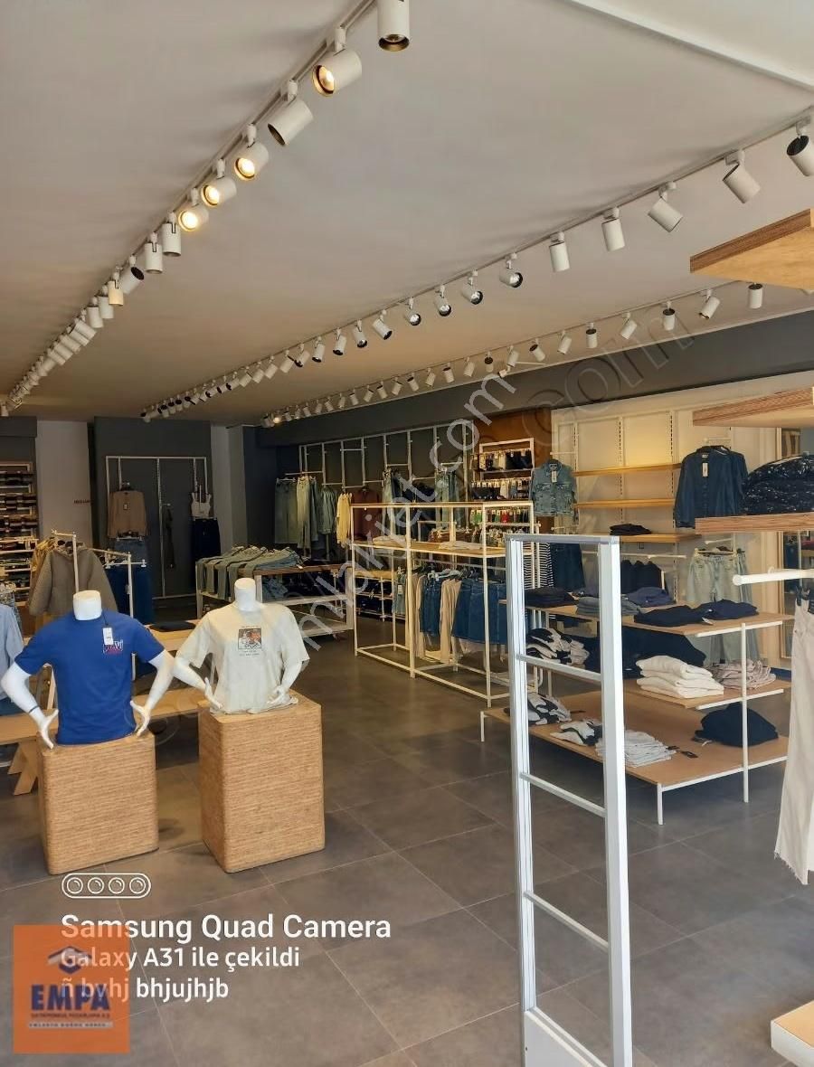 14.cadde Üzerinde Tabela Değeri Yüksek 200 M² Dükkan - Görsel 2