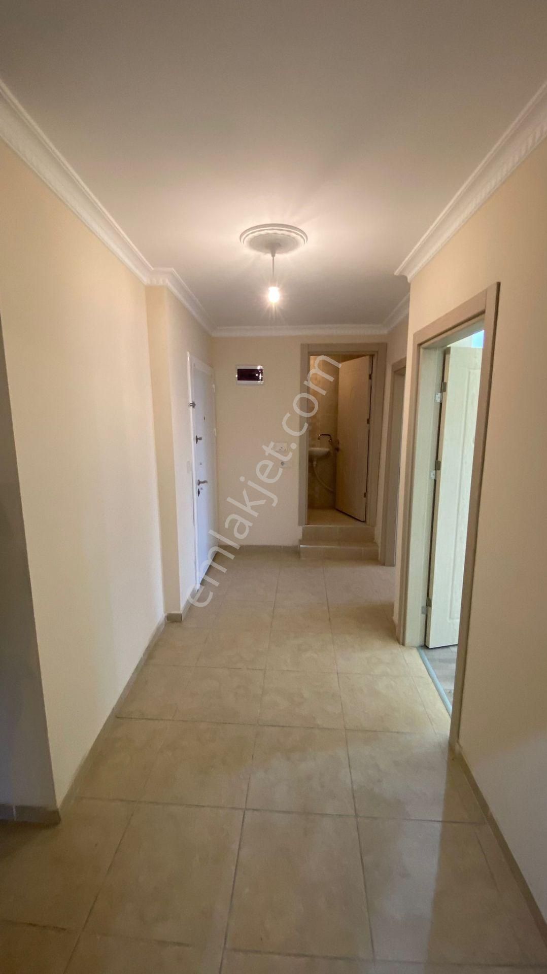 Merkezi Konumda Ferah Geniş Büyük Fırsat 2+1 Satılık Daire - Görsel 28