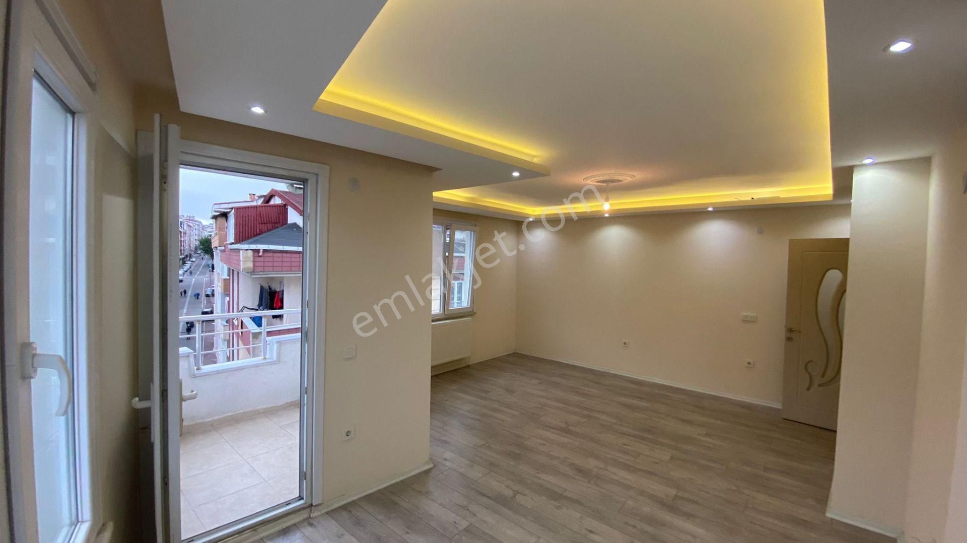 Merkezi Konumda Ferah Geniş Büyük Fırsat 2+1 Satılık Daire - Görsel 16