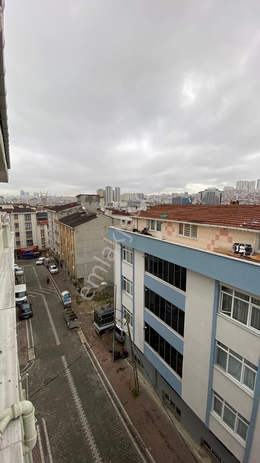 Merkezi Konumda Ferah Geniş Büyük Fırsat 2+1 Satılık Daire - Görsel 8