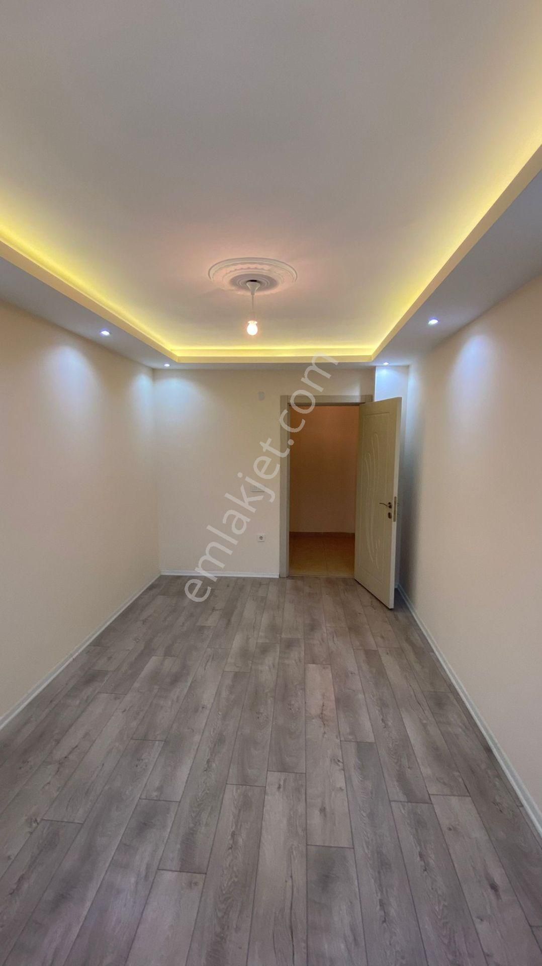 Merkezi Konumda Ferah Geniş Büyük Fırsat 2+1 Satılık Daire - Görsel 15