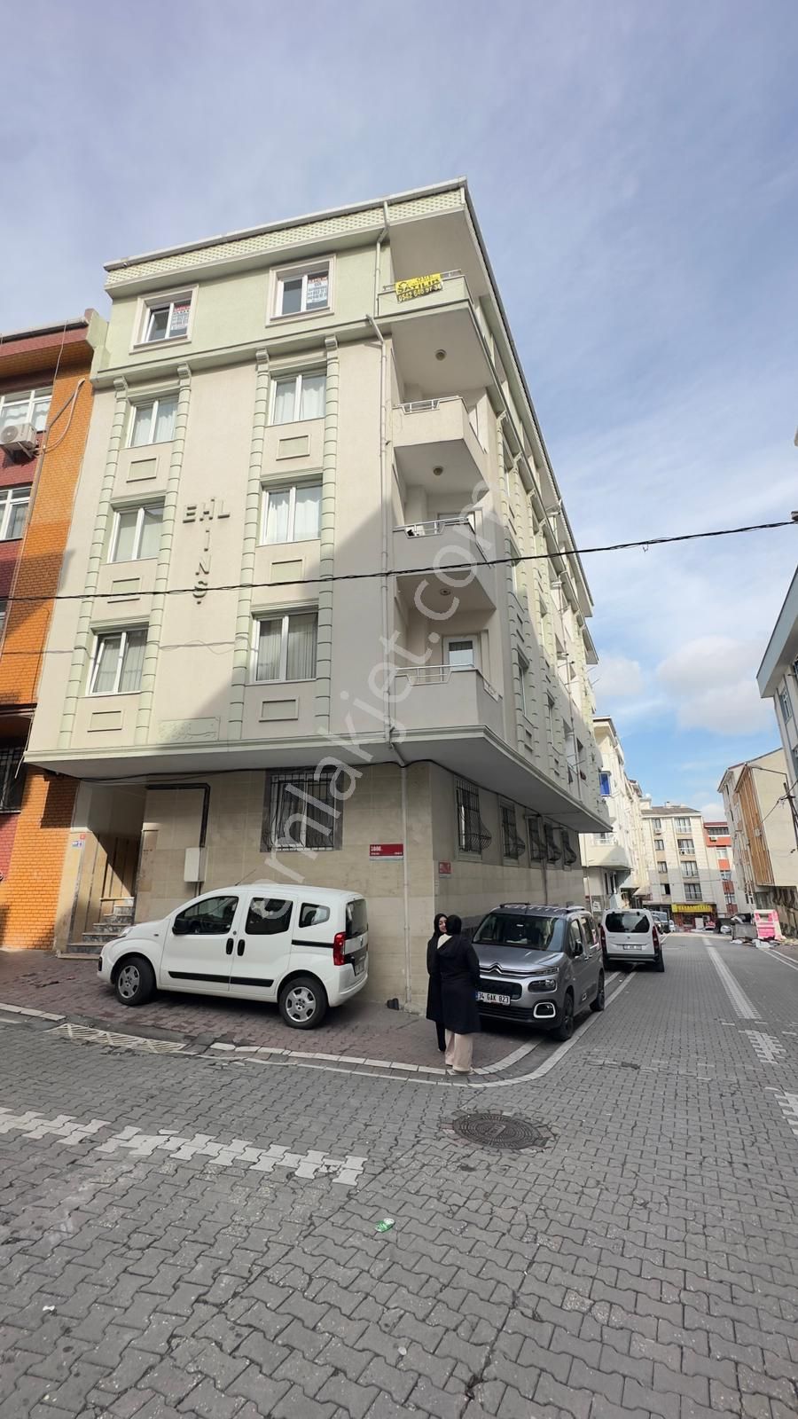 Merkezi Konumda Ferah Geniş Büyük Fırsat 2+1 Satılık Daire - Görsel 32