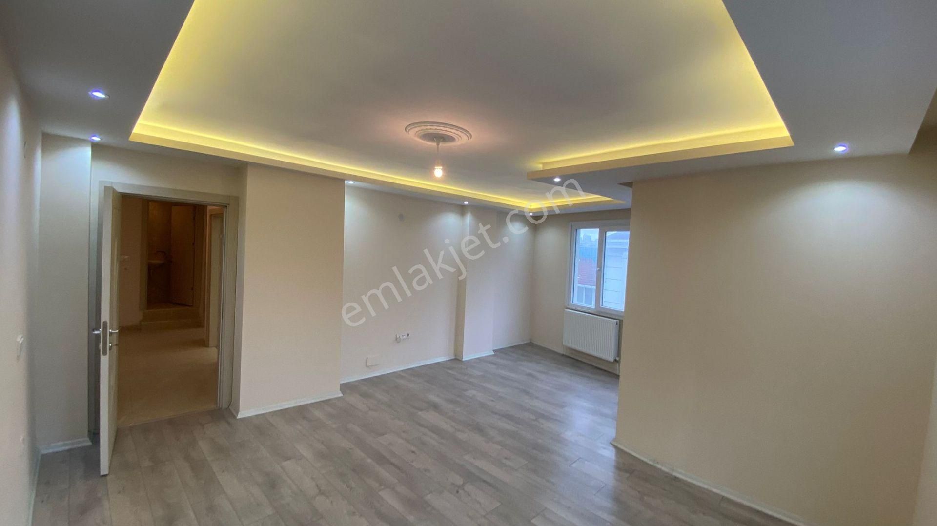 Merkezi Konumda Ferah Geniş Büyük Fırsat 2+1 Satılık Daire - Görsel 17