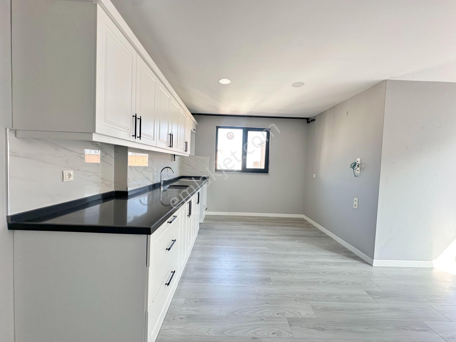 Tramvaya 2.bina Denize Yakın Abone Yapılı 1+1 Daire - Görsel 20