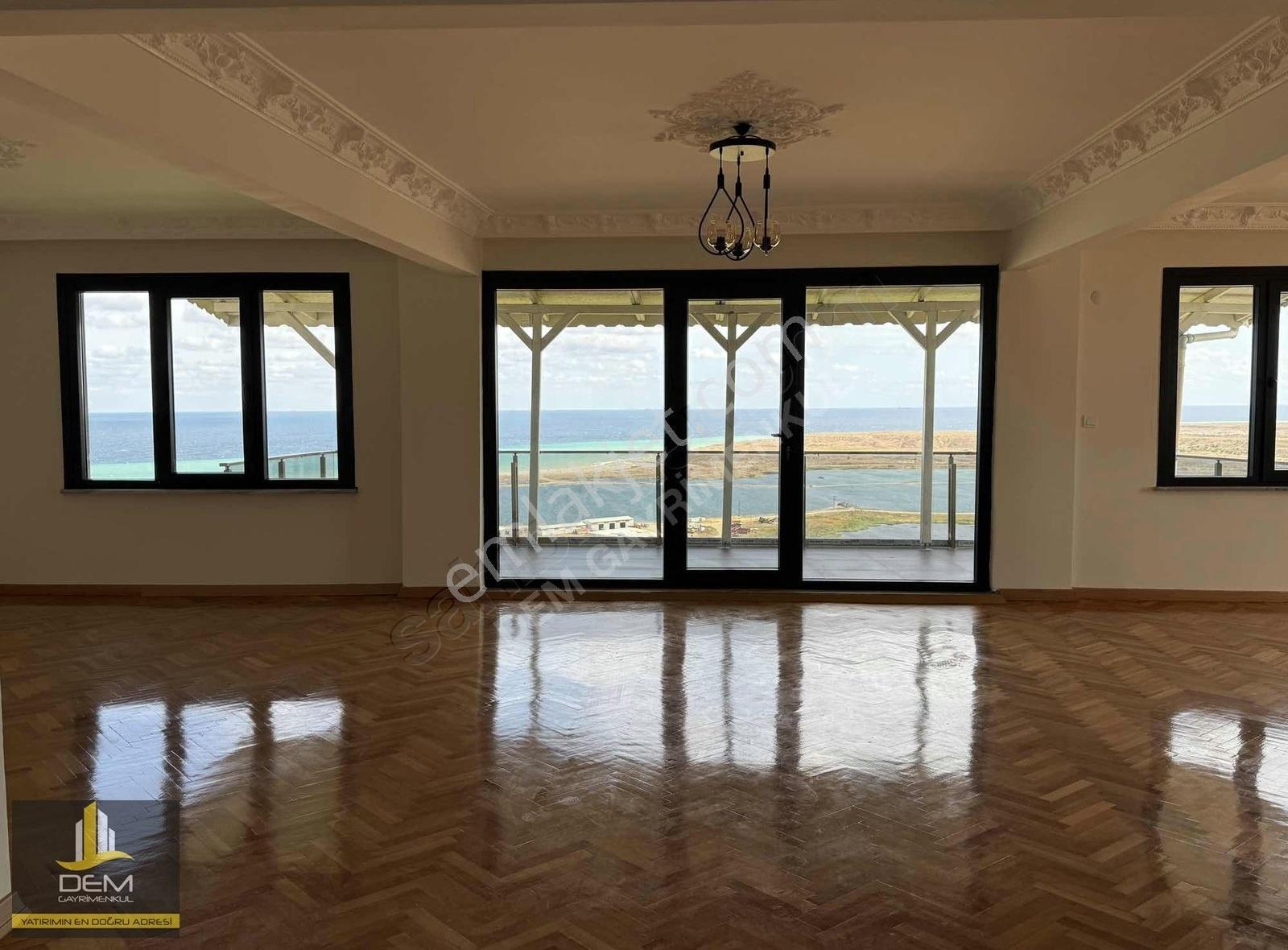 Arnavutköy Yeniköy'de (karaburun) Deniz Manzaralı Villa - Görsel 9